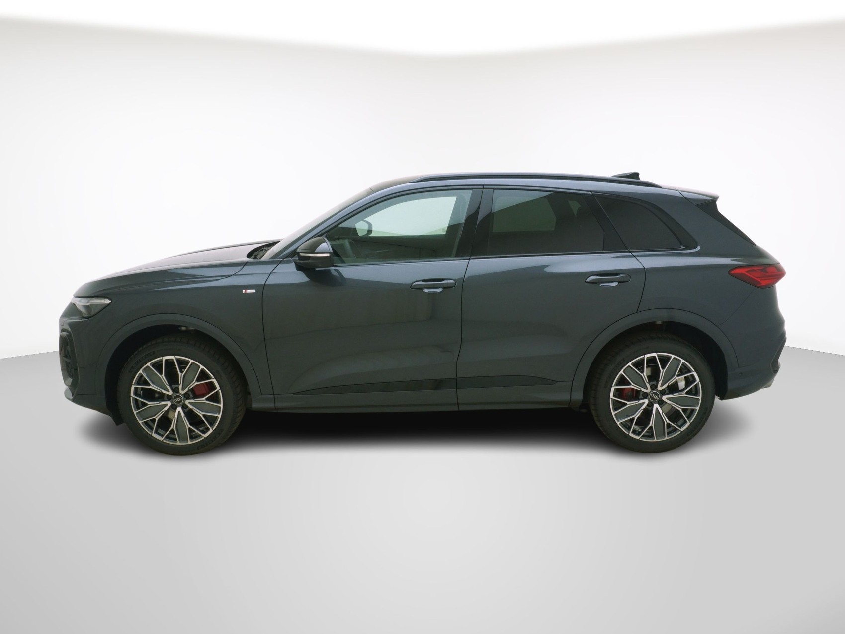 AUDI Q5 2.0 TDI S line quattro S-Tronic-image-1