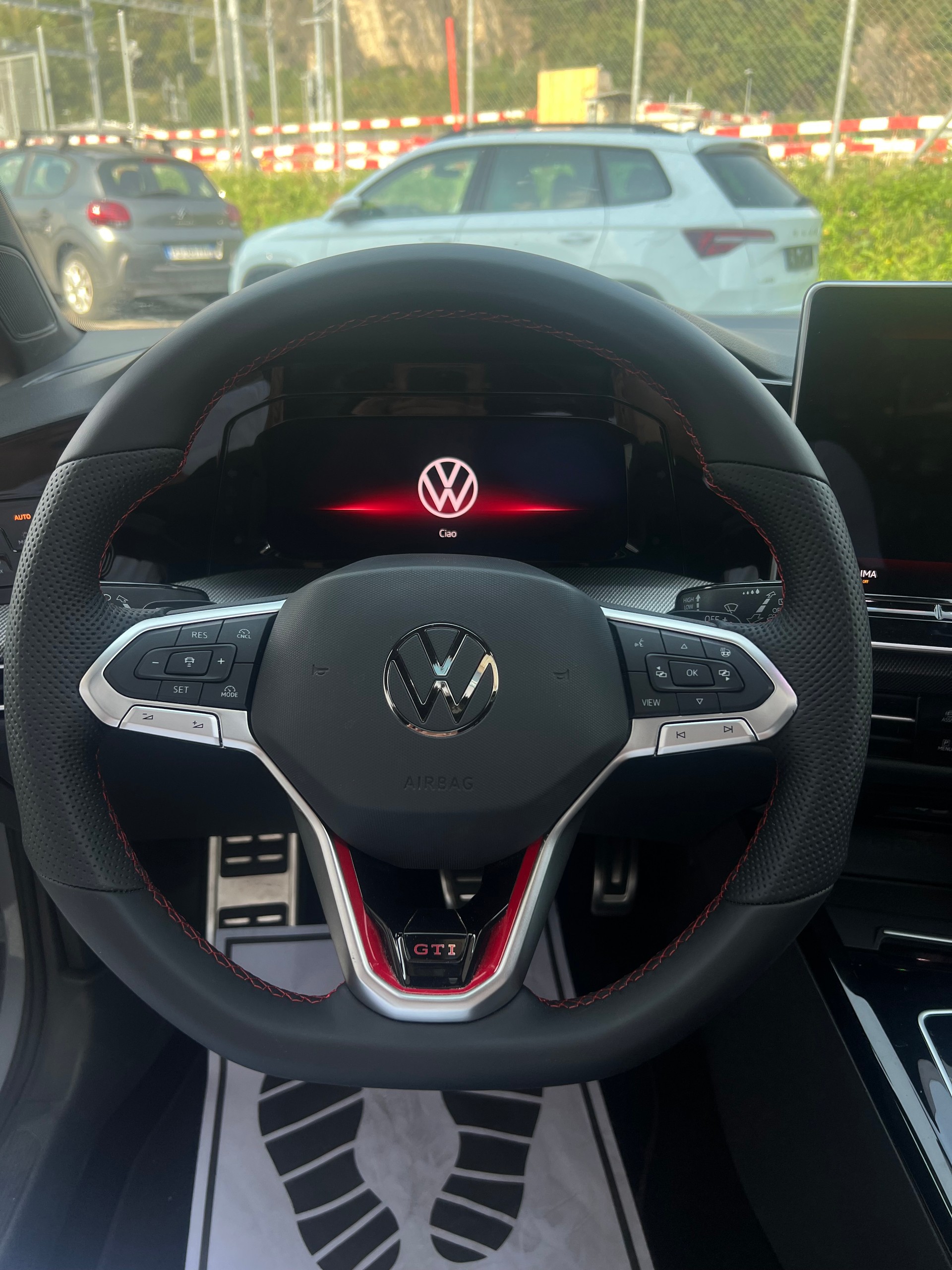 VW Golf 2.0 TSI GTI Clubsport Facelift DSG - Nardo Gray - Panorama - Akrapovic - Leasing 569.-/mese con 0.- acconto-image-11