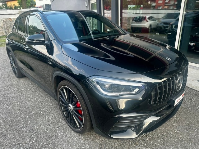 MERCEDES-BENZ GLA 35 AMG 4Matic 8G-Speedshift DCT-image-23