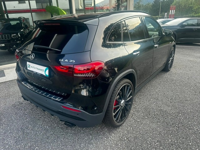 MERCEDES-BENZ GLA 35 AMG 4Matic 8G-Speedshift DCT-image-6
