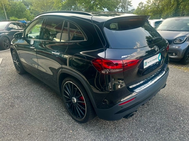 MERCEDES-BENZ GLA 35 AMG 4Matic 8G-Speedshift DCT-image-9