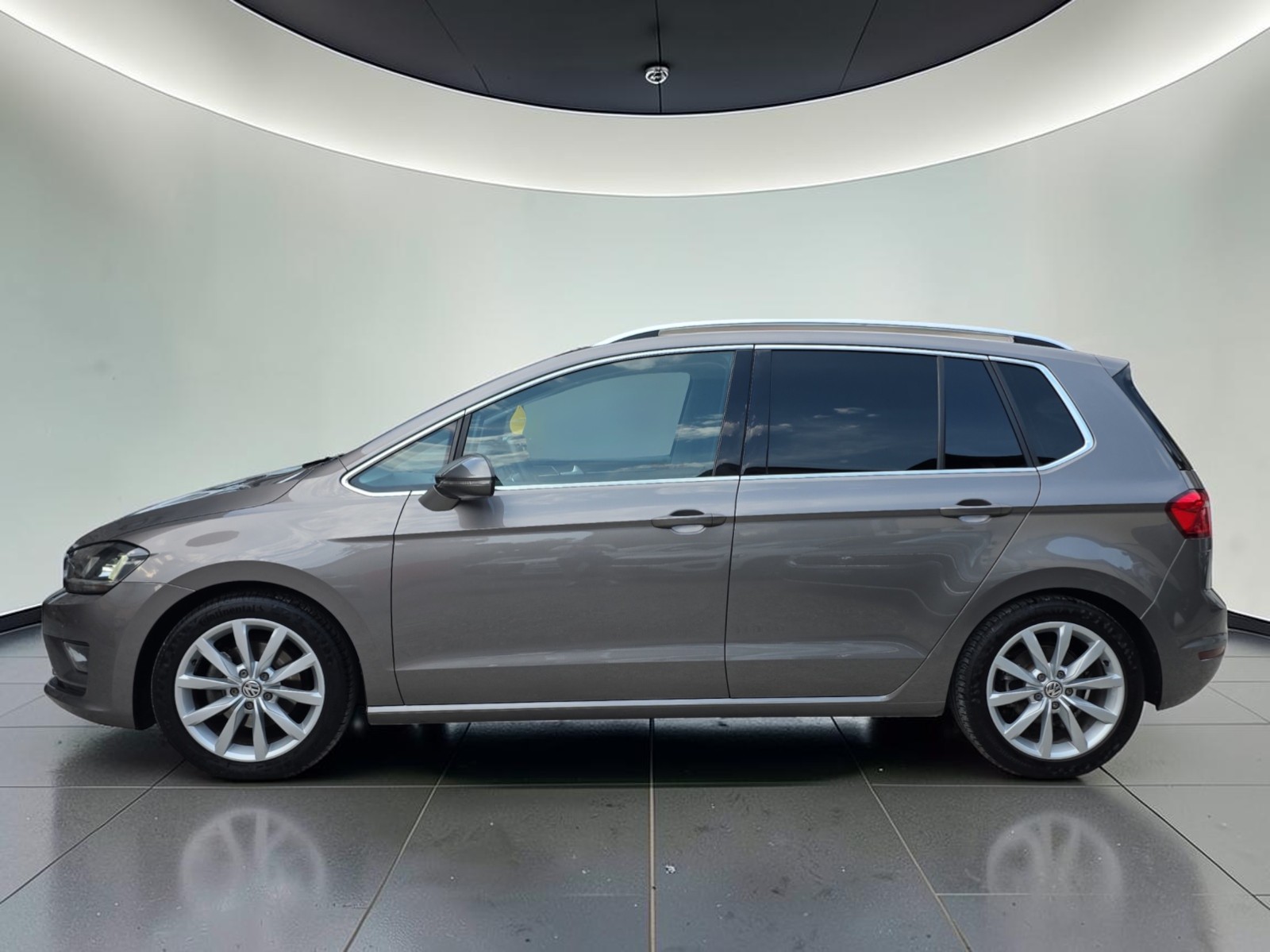 VW Golf Sportsvan 1.4 TSI Highline DSG-image-7