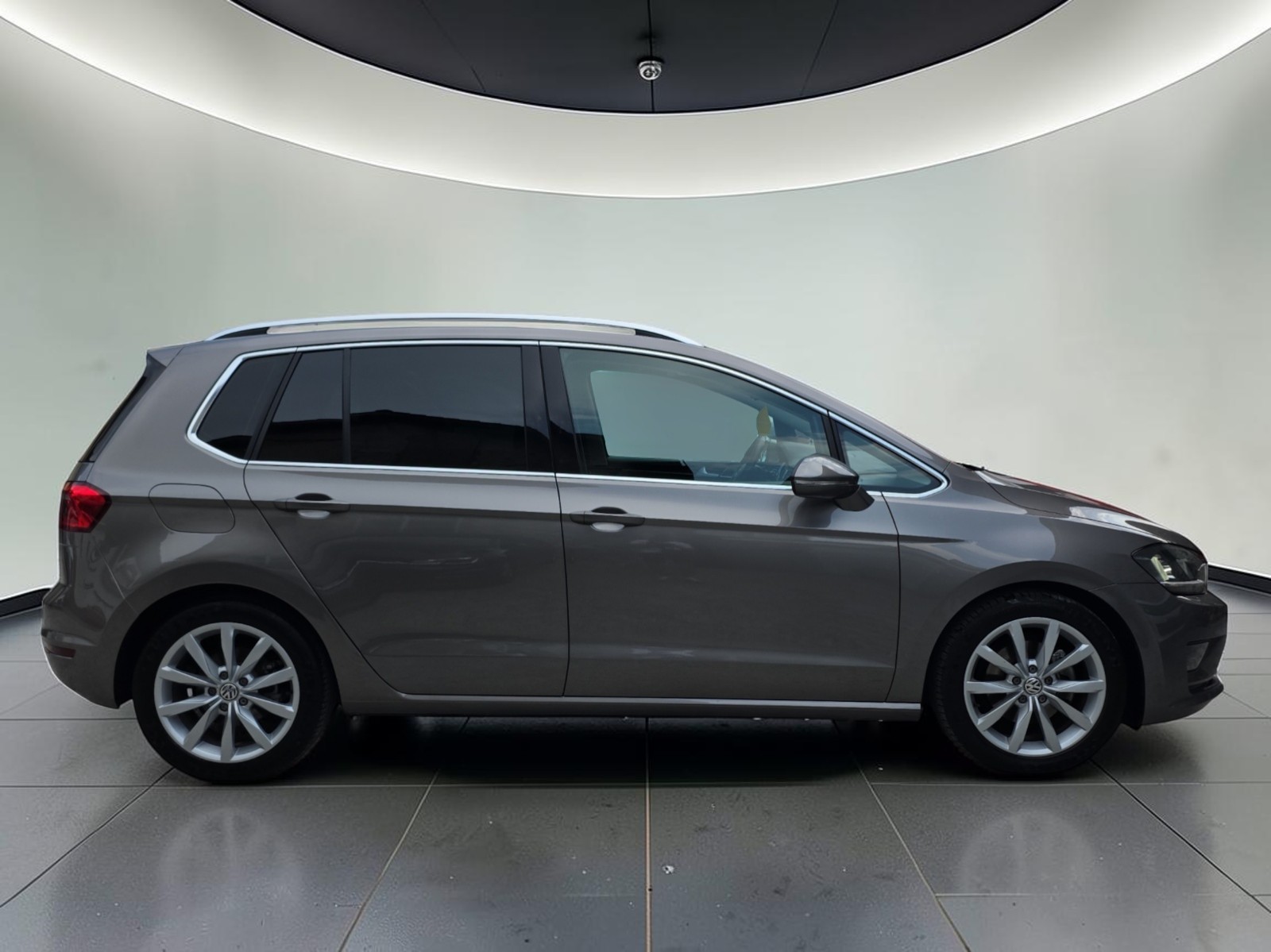 VW Golf Sportsvan 1.4 TSI Highline DSG-image-3