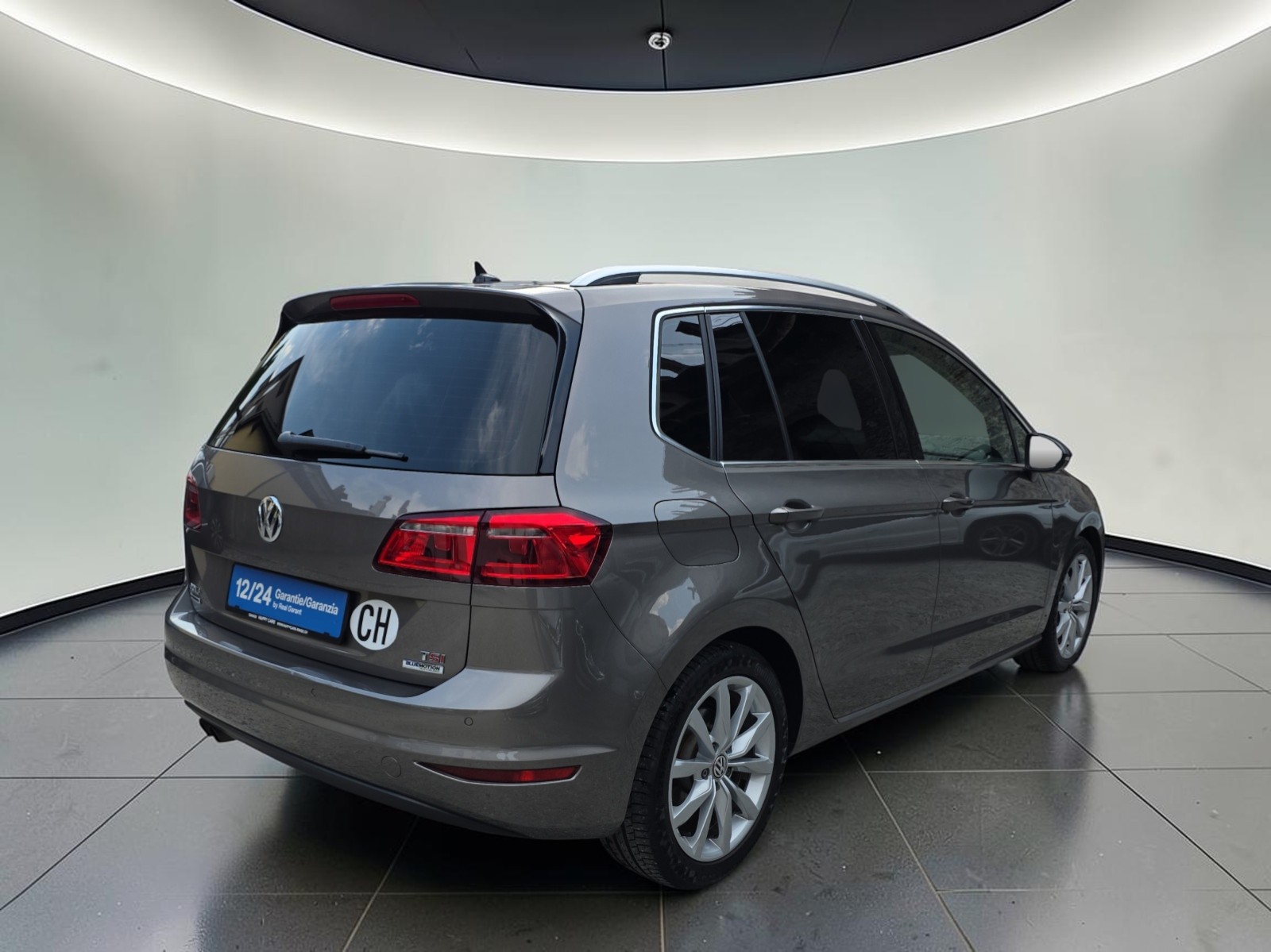 VW Golf Sportsvan 1.4 TSI Highline DSG-image-4