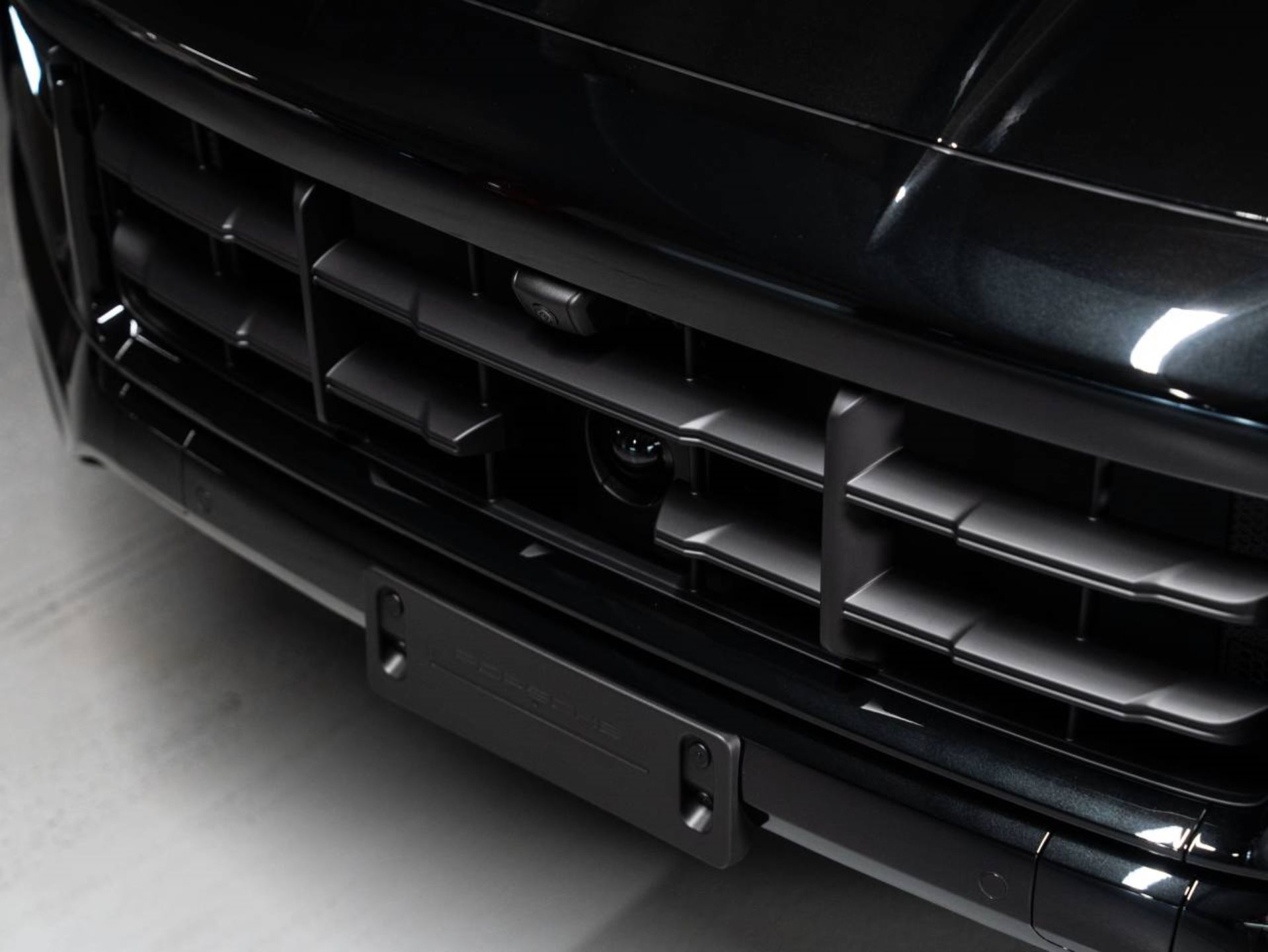 PORSCHE Cayenne E-Hybrid Coupé Black Edition-image-25