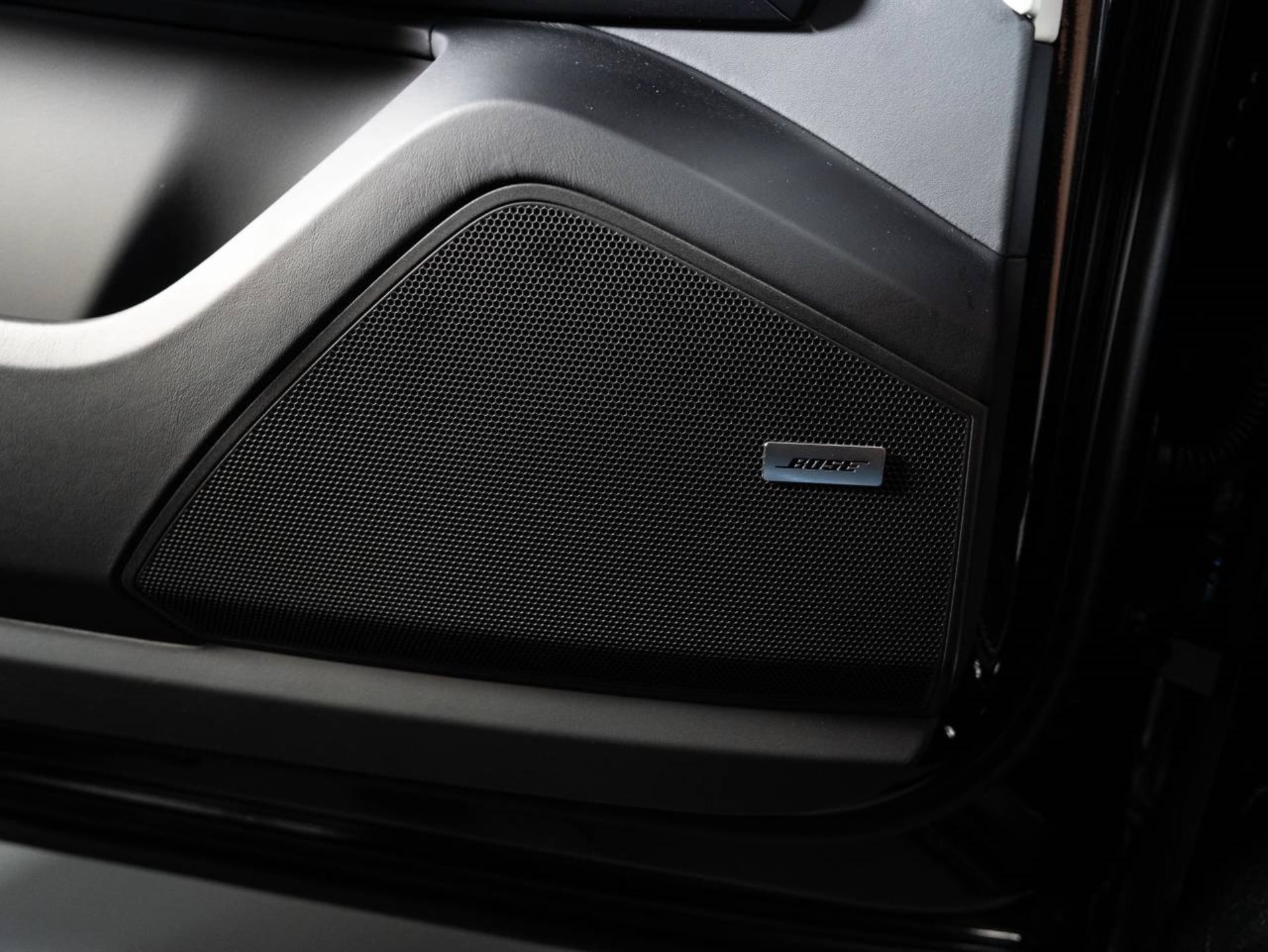 PORSCHE Cayenne E-Hybrid Coupé Black Edition-image-19
