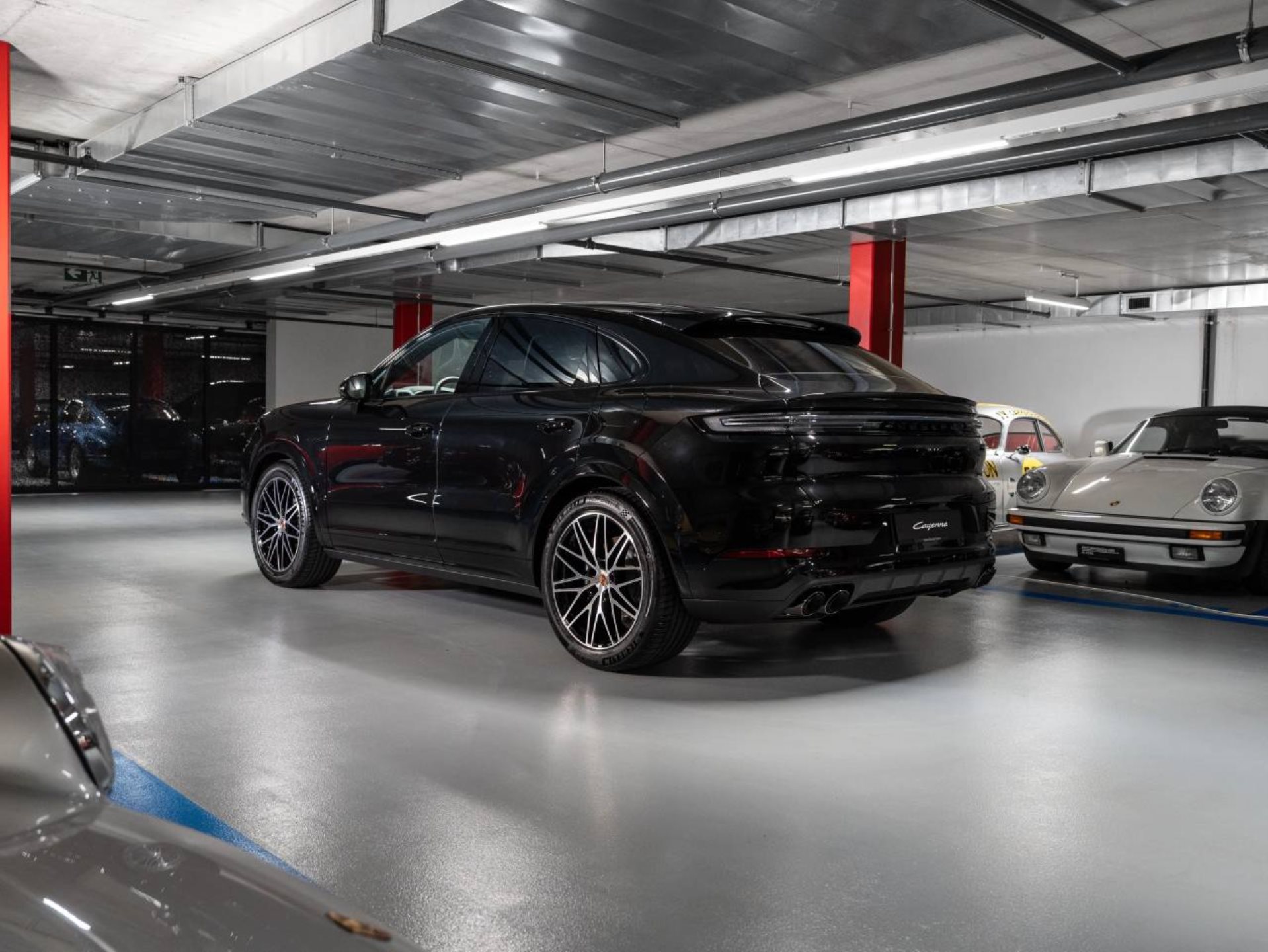PORSCHE Cayenne E-Hybrid Coupé Black Edition-image-6