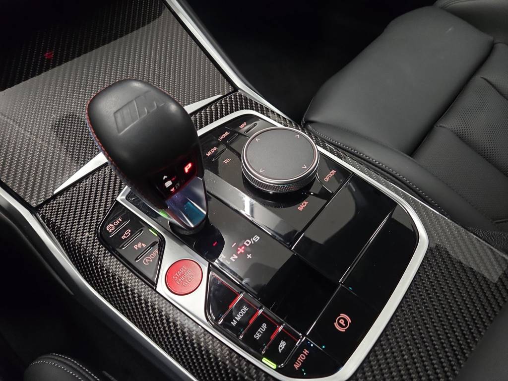 BMW M3 Competition M xDrive-image-11