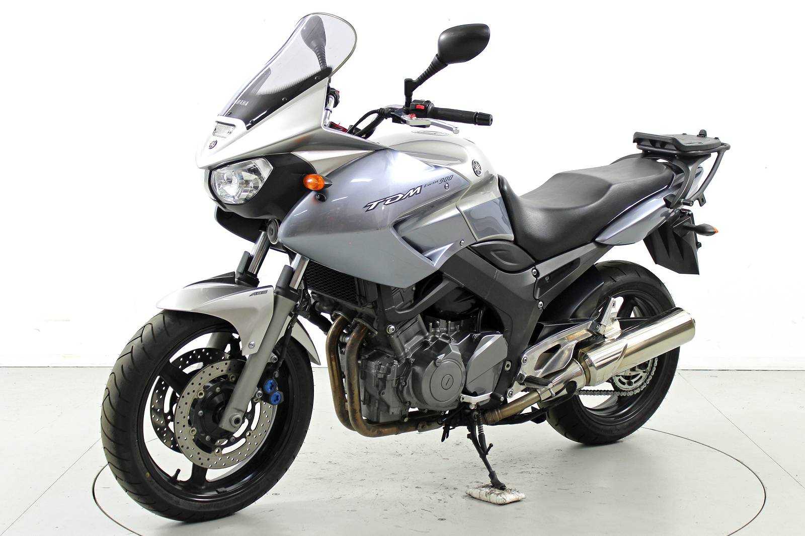 YAMAHA TDM 900 ABS-showroom-element-2