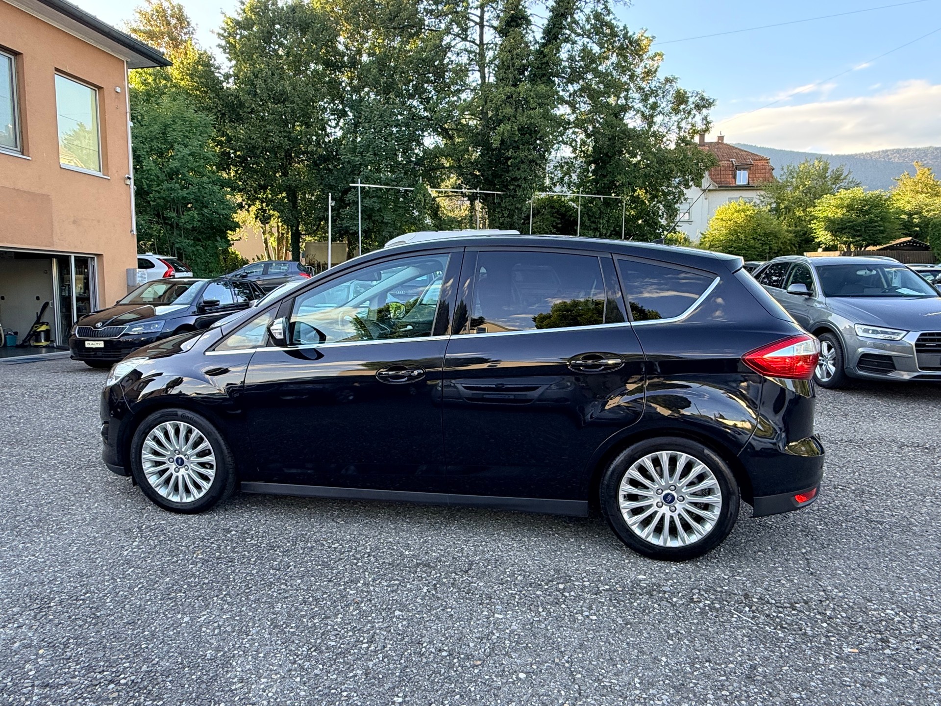 FORD C-Max 2.0 TDCi Carving PowerShift-image-3