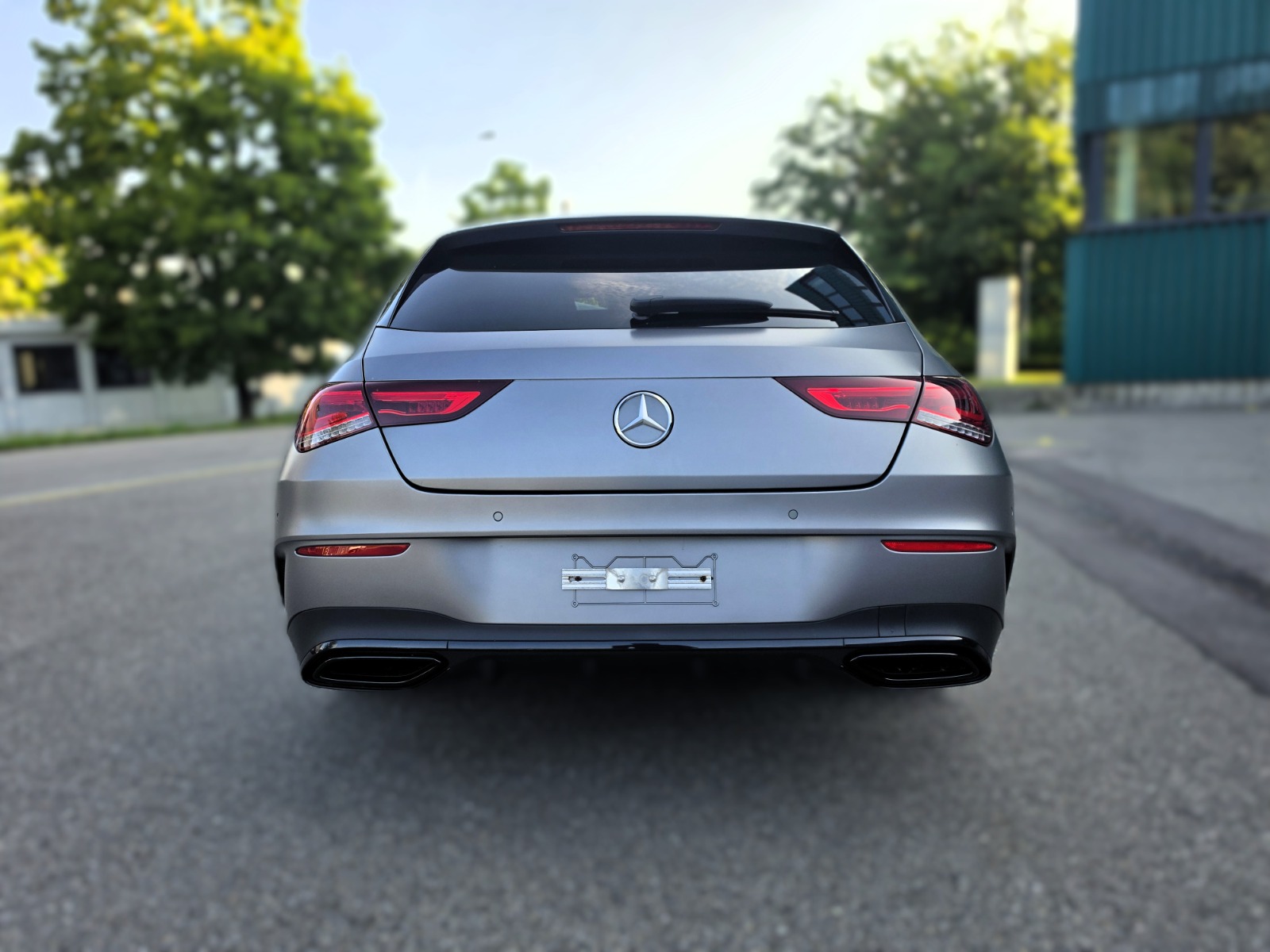 MERCEDES-BENZ CLA Shooting Brake 220 d 4Matic AMG Line-image-3