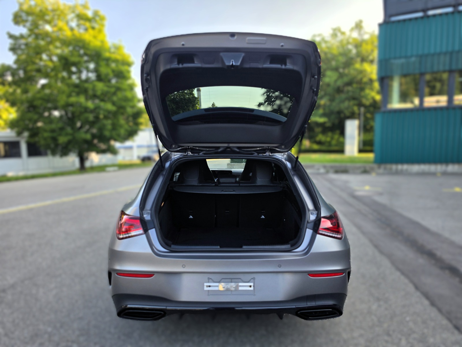 MERCEDES-BENZ CLA Shooting Brake 220 d 4Matic AMG Line-image-15