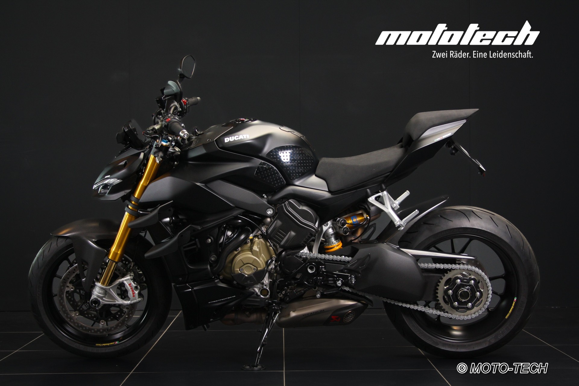 DUCATI Streetfighter V4 S SPECIALE AKRAPOVIC-image-4