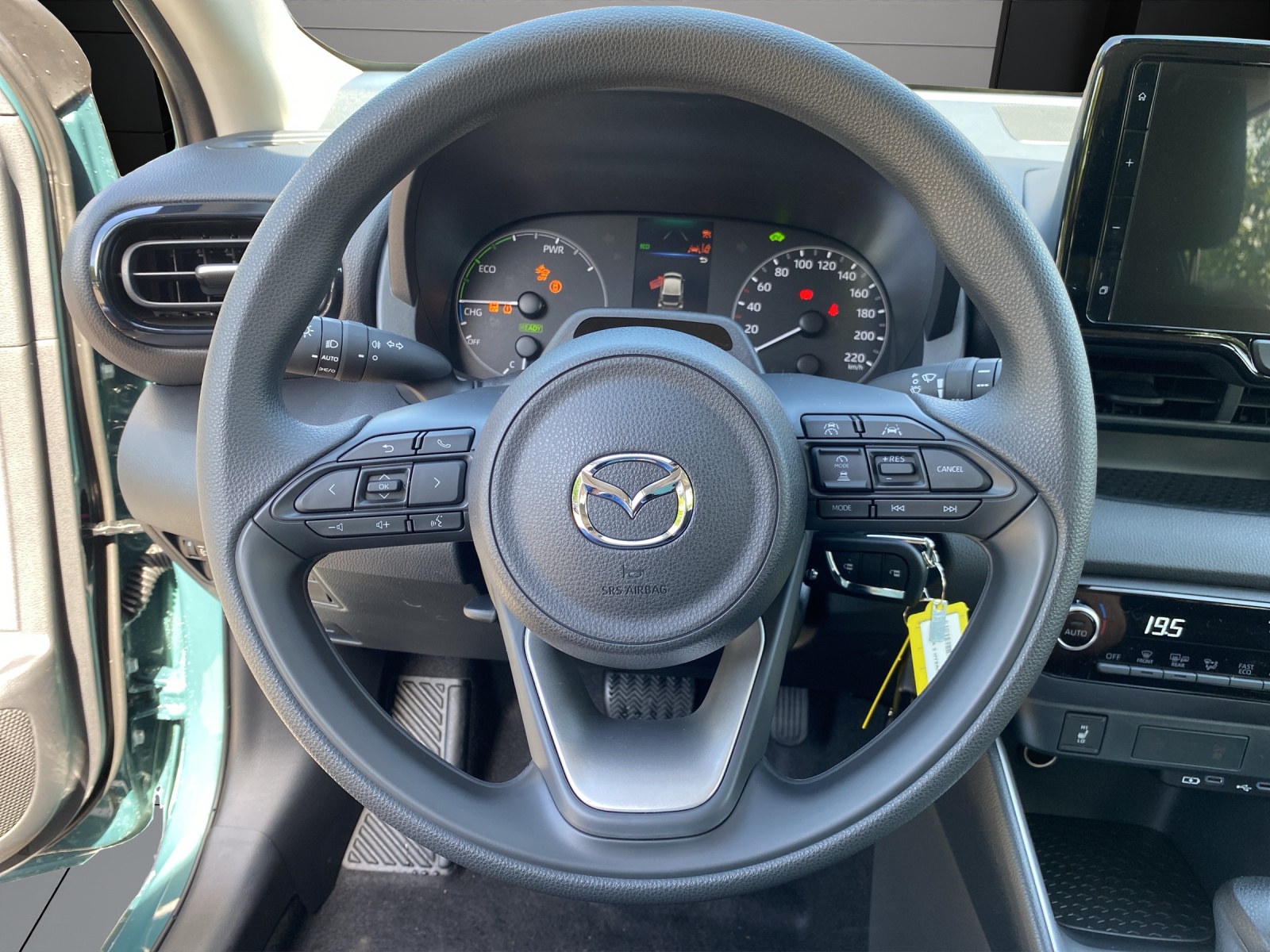 MAZDA 2 Hybrid Prime-line-image-12