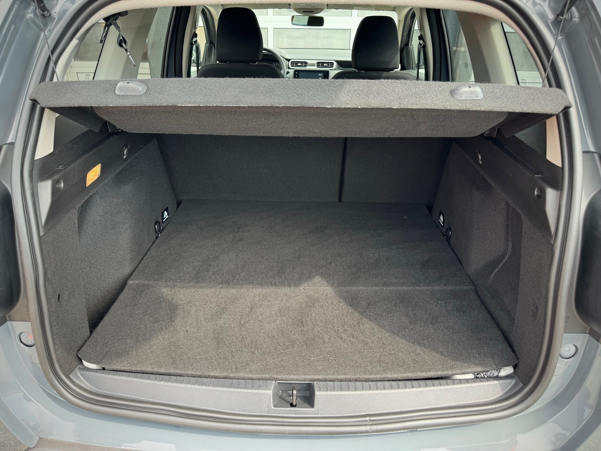 DACIA Duster TCe 150 Expression 4x4 - Véhicule Suisse (CH)-image-14