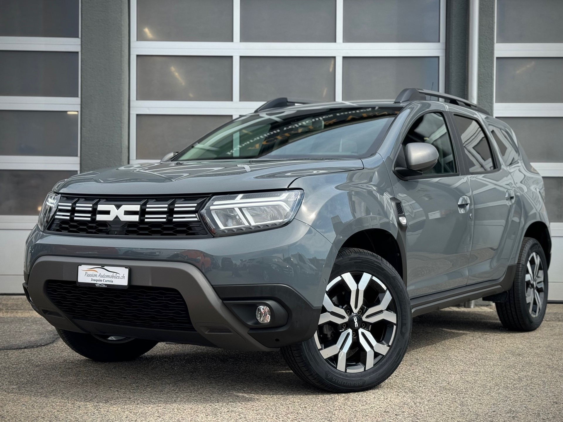 DACIA Duster TCe 150 Expression 4x4 - Véhicule Suisse (CH)