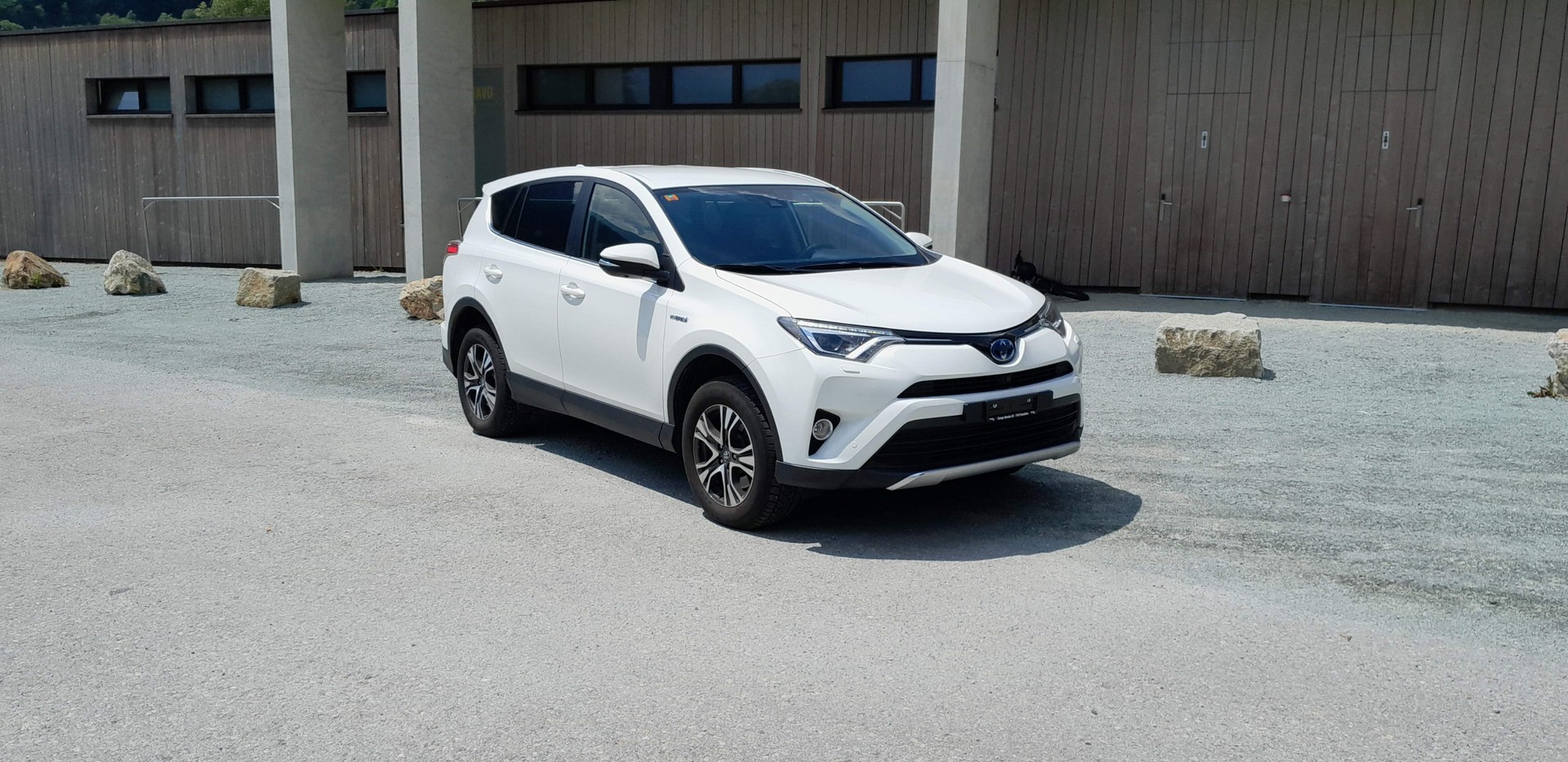TOYOTA RAV-4 2.5 HSD Sol Premium e-CVT-image-2