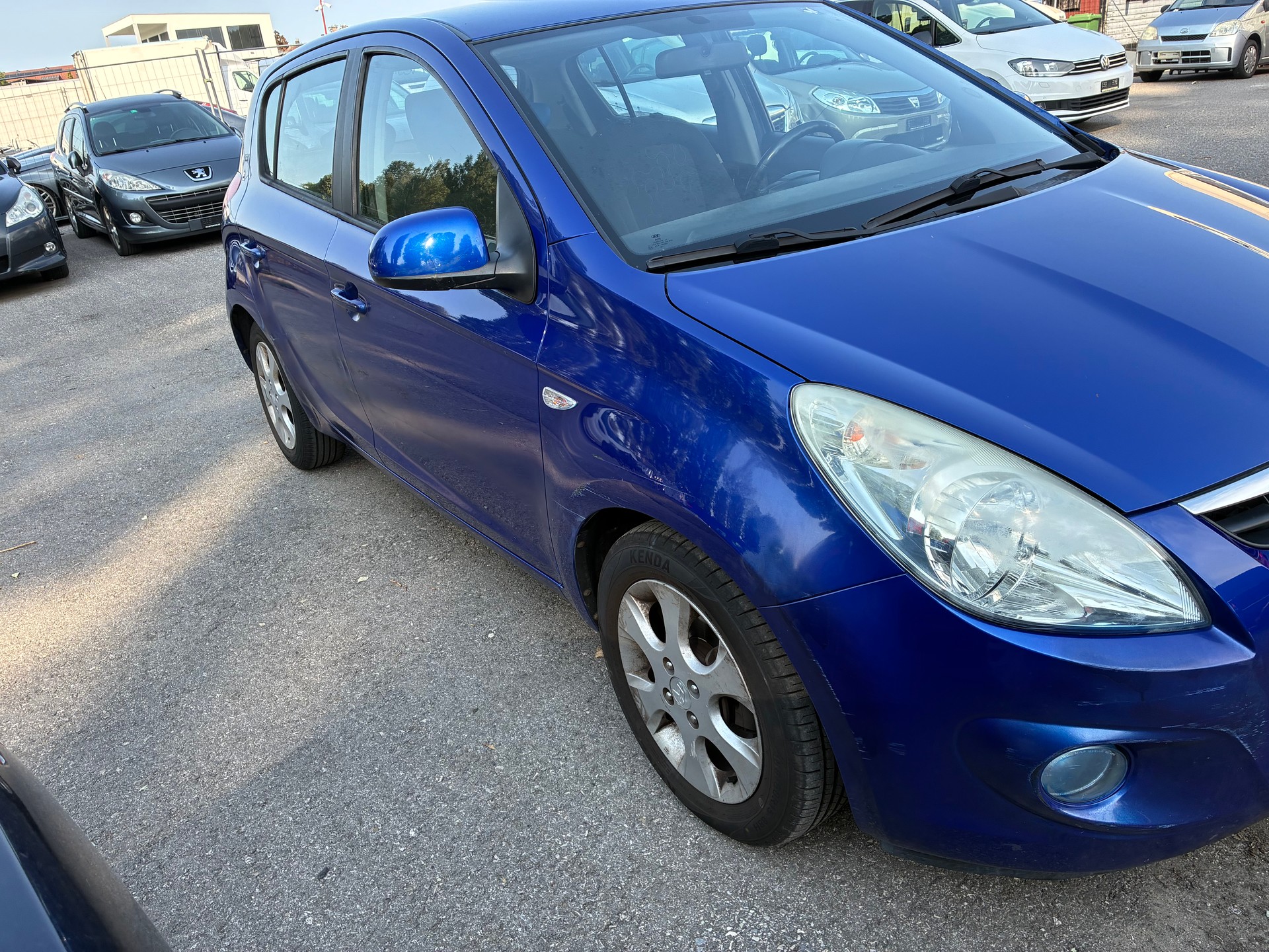 HYUNDAI i20 1.4 Style Automatic-image-7