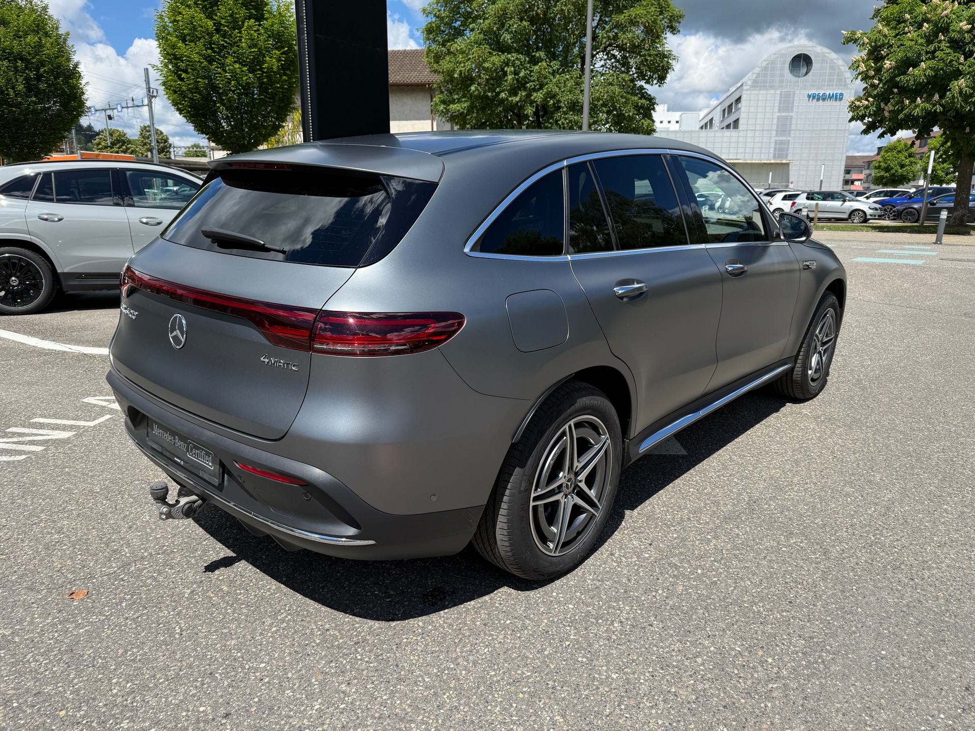 MERCEDES-BENZ EQC 400 AMG Line 4matic-image-8