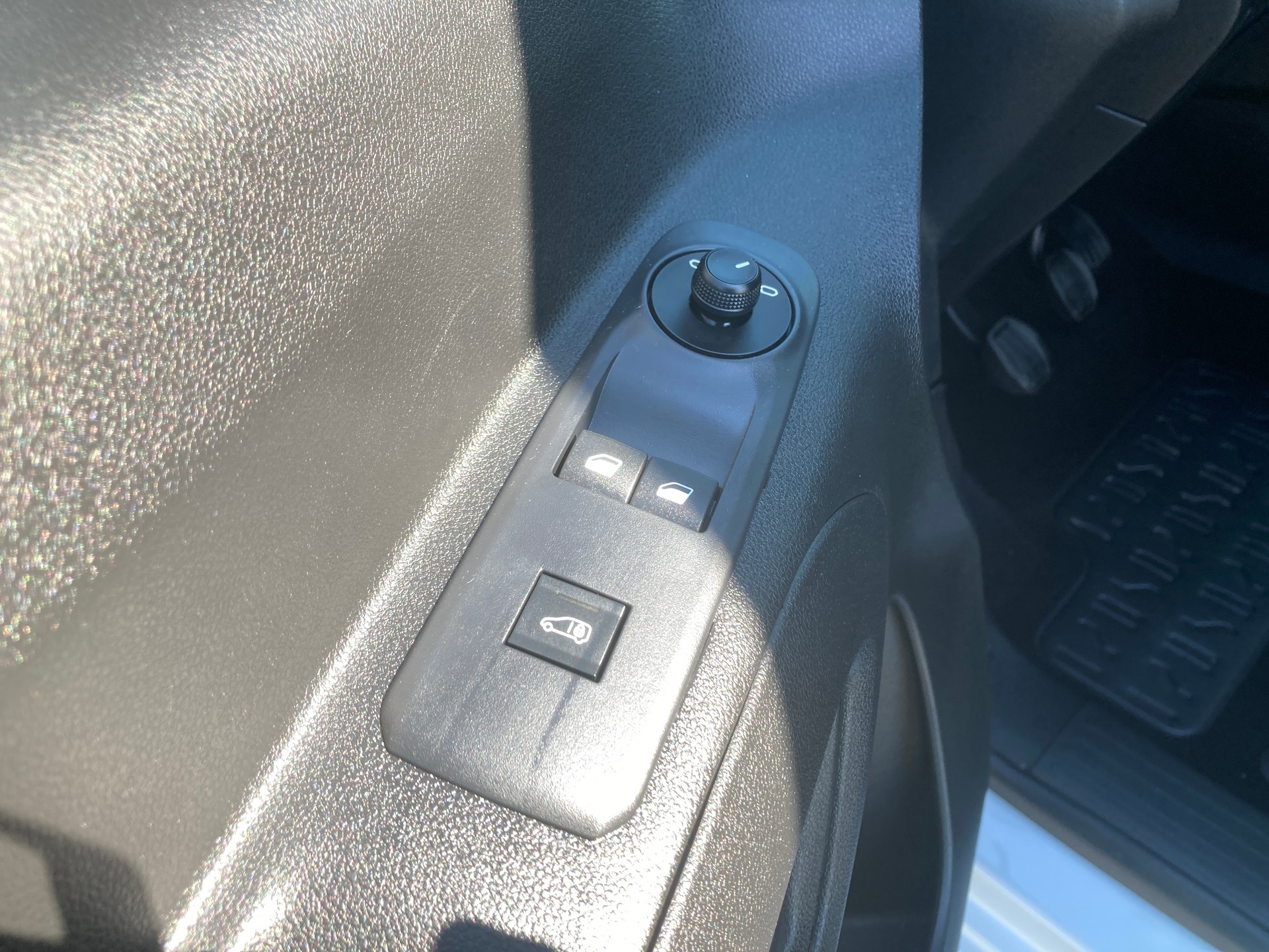 CITROEN Berlingo Van 1.5 Blue HDi 130 s/s 4x4-image-9