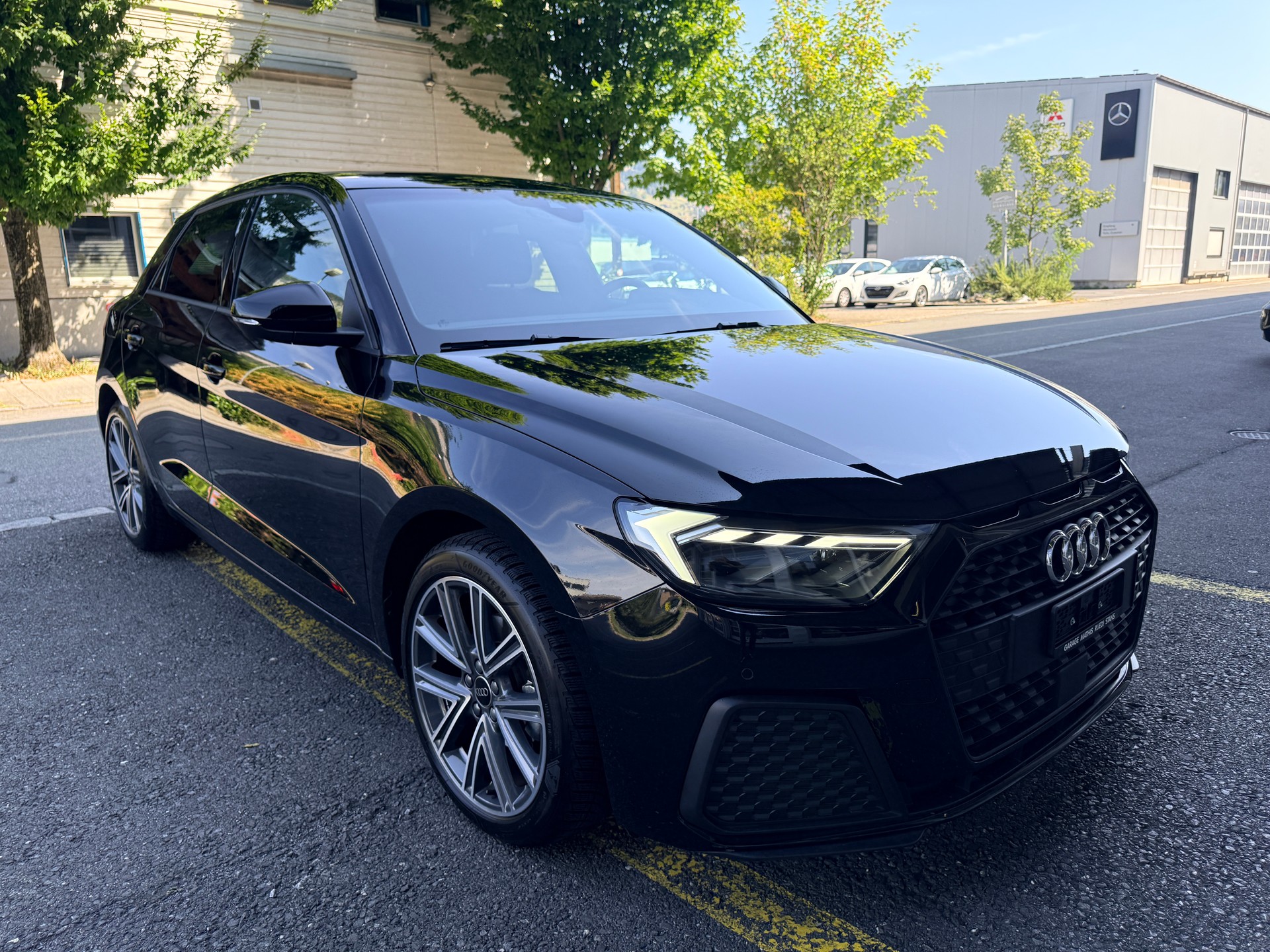 AUDI A1 Sportback 30 TFSI Attraction S-tronic 116 PS S-Line-image-5