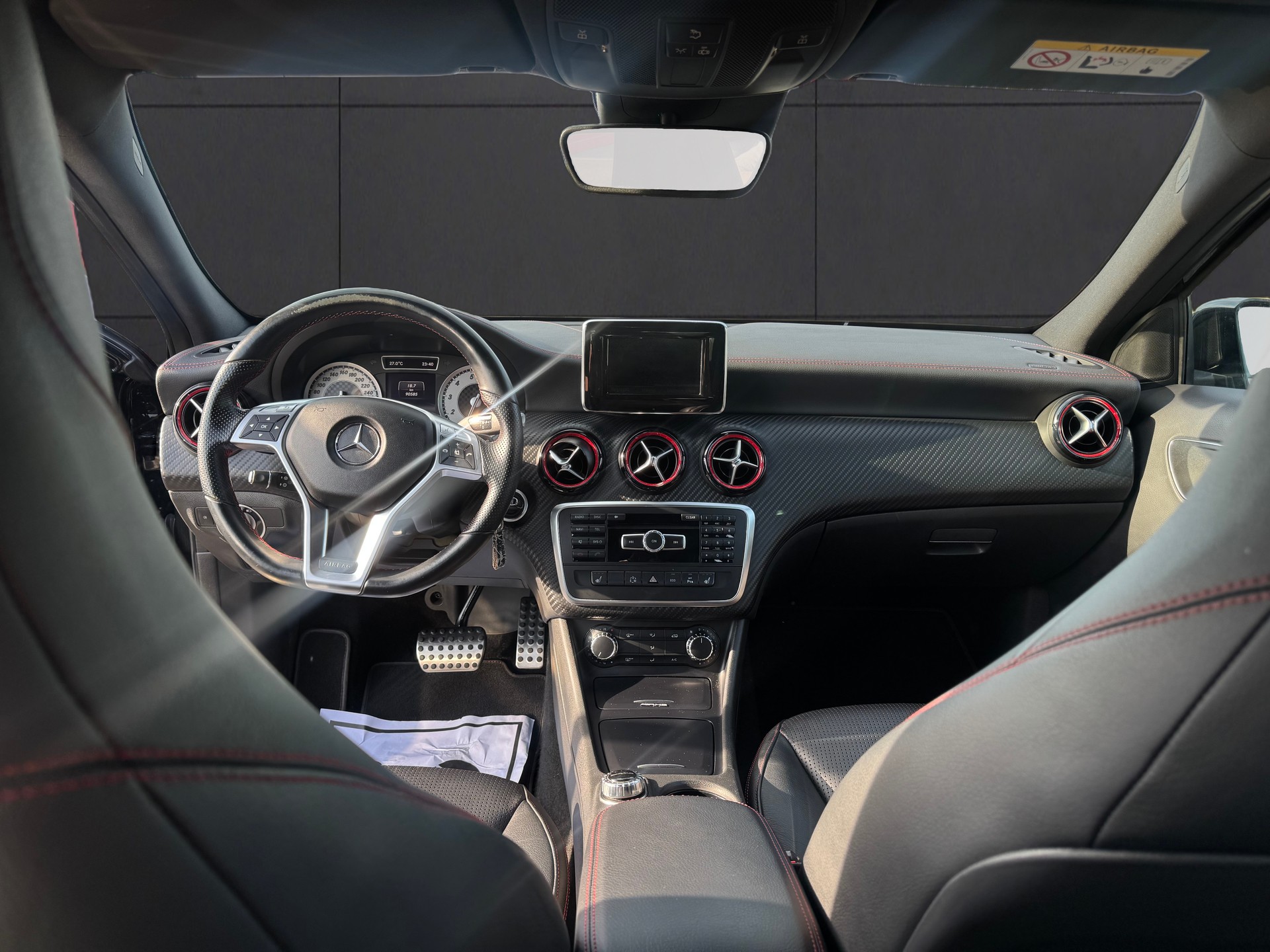 MERCEDES-BENZ A 250 Sport 7G-DCT-image-10