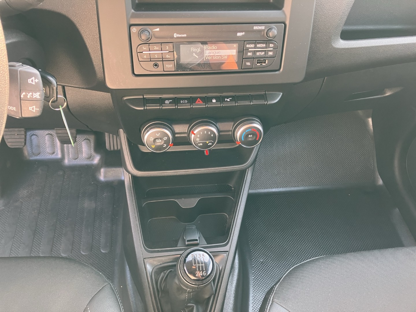 RENAULT Express 1.3TCe 100 PF Advance-image-9