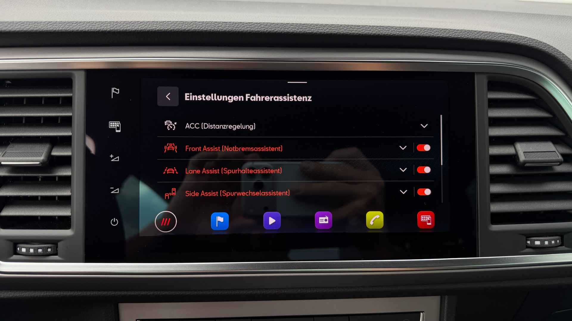 SEAT Ateca 1.5 TSI EVO Hola FR DSG / 8-Fach mit Alufelgen, Anhängerkupplung-image-21