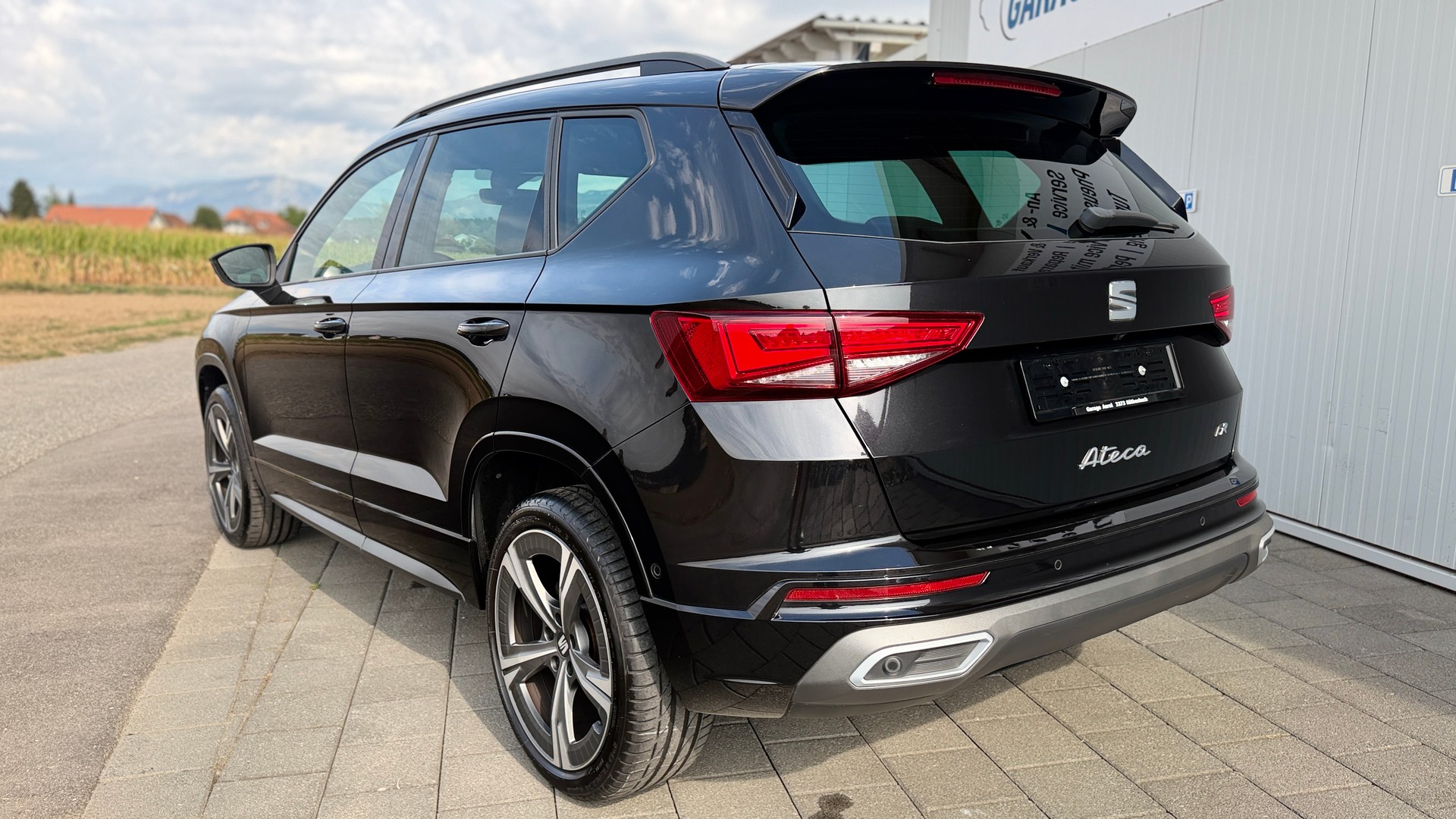 SEAT Ateca 1.5 TSI EVO Hola FR DSG / 8-Fach mit Alufelgen, Anhängerkupplung-image-1