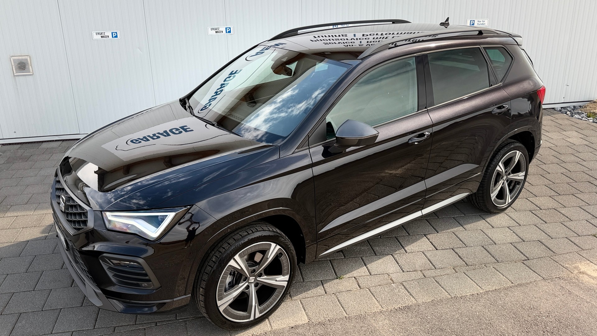 SEAT Ateca 1.5 TSI EVO Hola FR DSG / 8-Fach mit Alufelgen, Anhängerkupplung-image-2