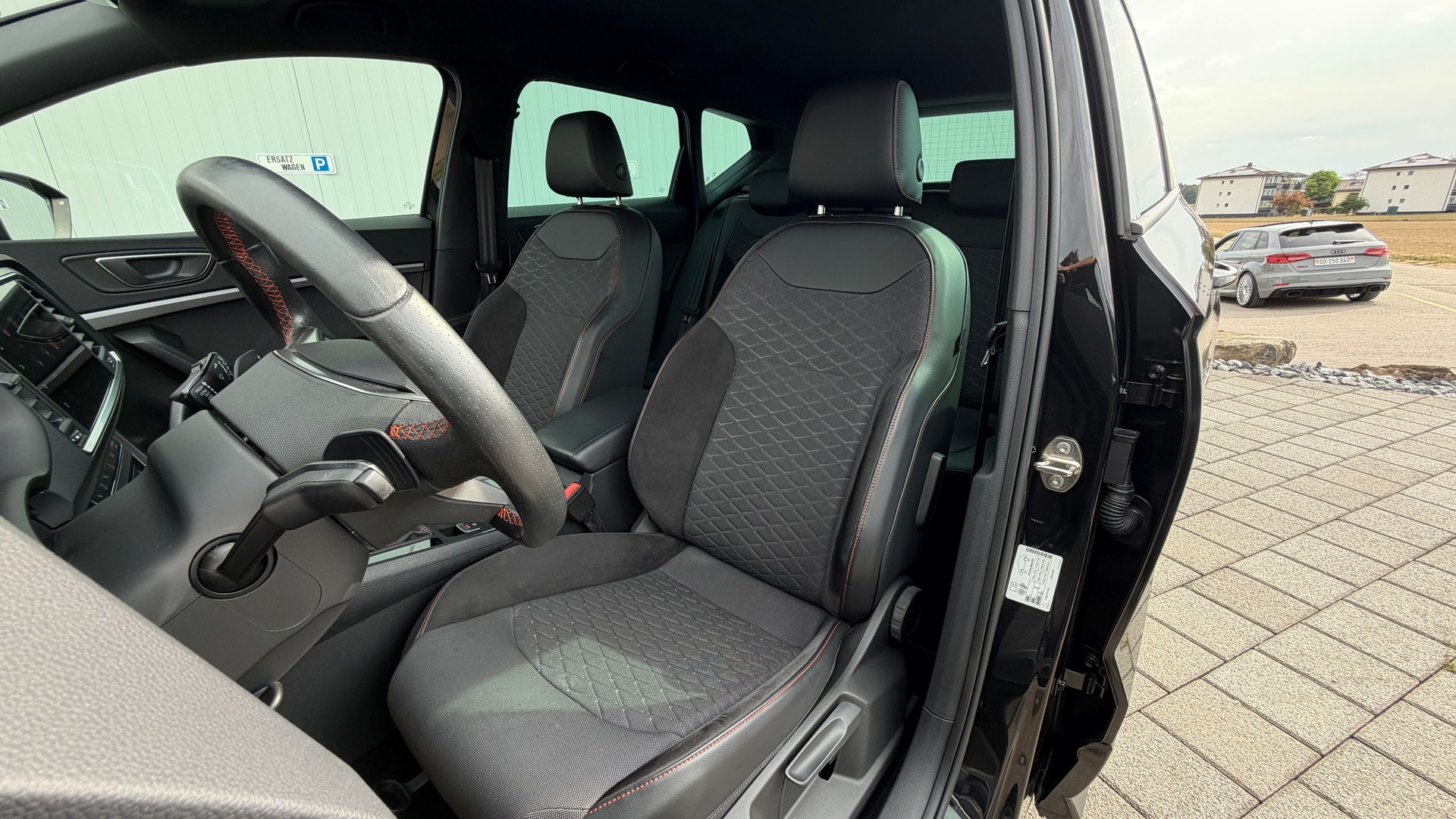 SEAT Ateca 1.5 TSI EVO Hola FR DSG / 8-Fach mit Alufelgen, Anhängerkupplung-image-10