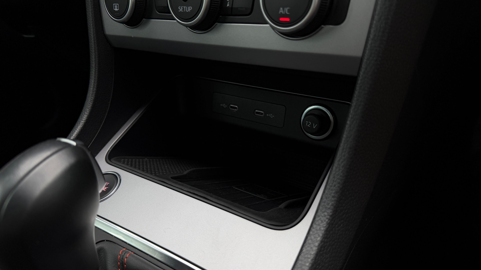 SEAT Ateca 1.5 TSI EVO Hola FR DSG / 8-Fach mit Alufelgen, Anhängerkupplung-image-19