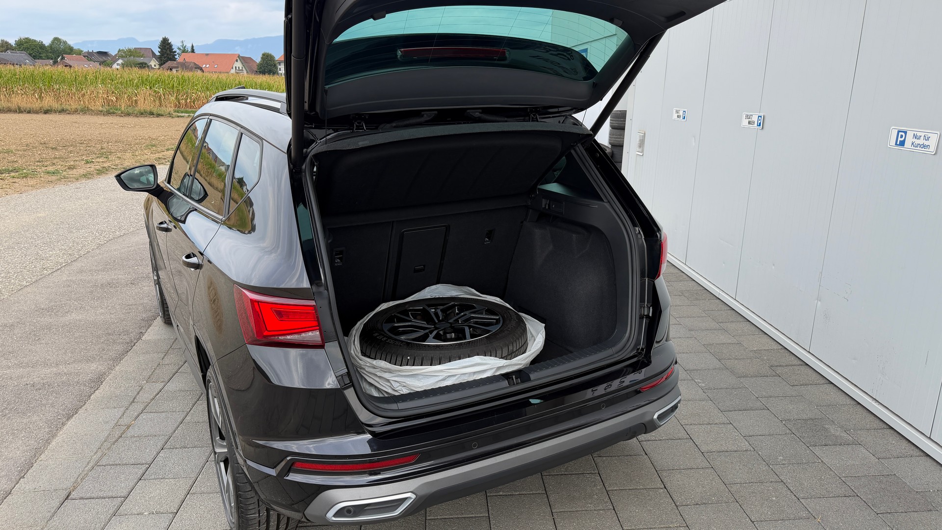 SEAT Ateca 1.5 TSI EVO Hola FR DSG / 8-Fach mit Alufelgen, Anhängerkupplung-image-30