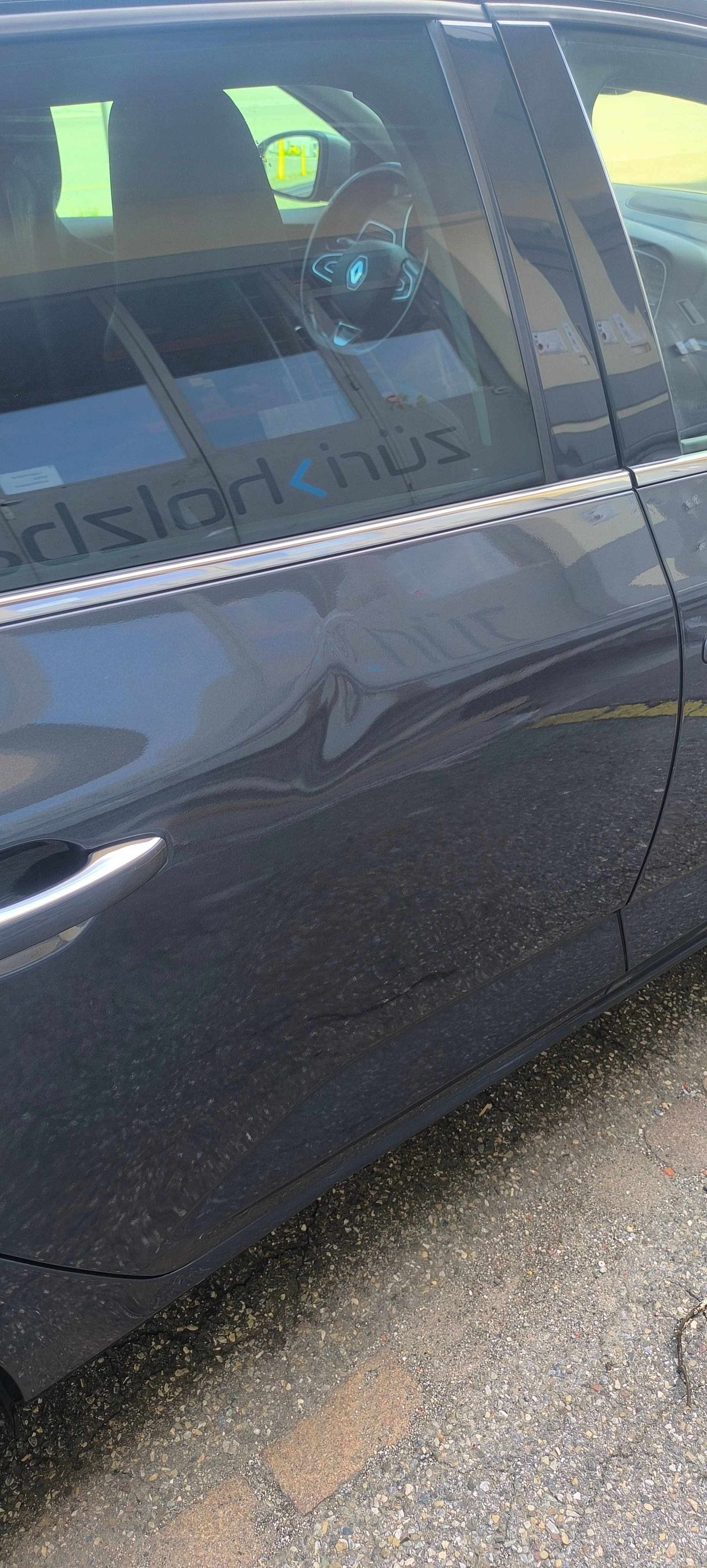 RENAULT Mégane Grandtour 1.5 dCi GT Line EDC-image-8