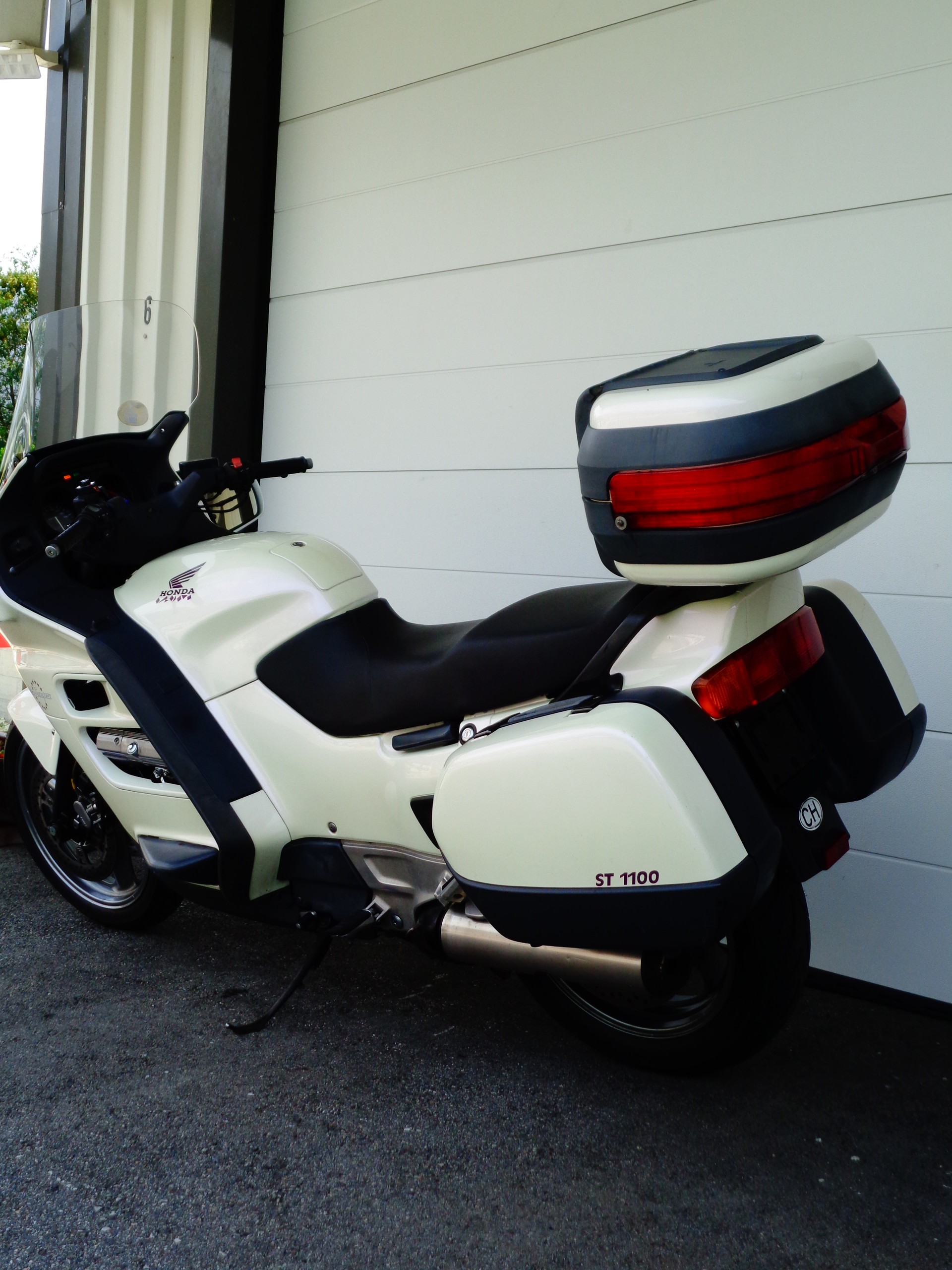 HONDA ST 1100 Pan-European-image-8