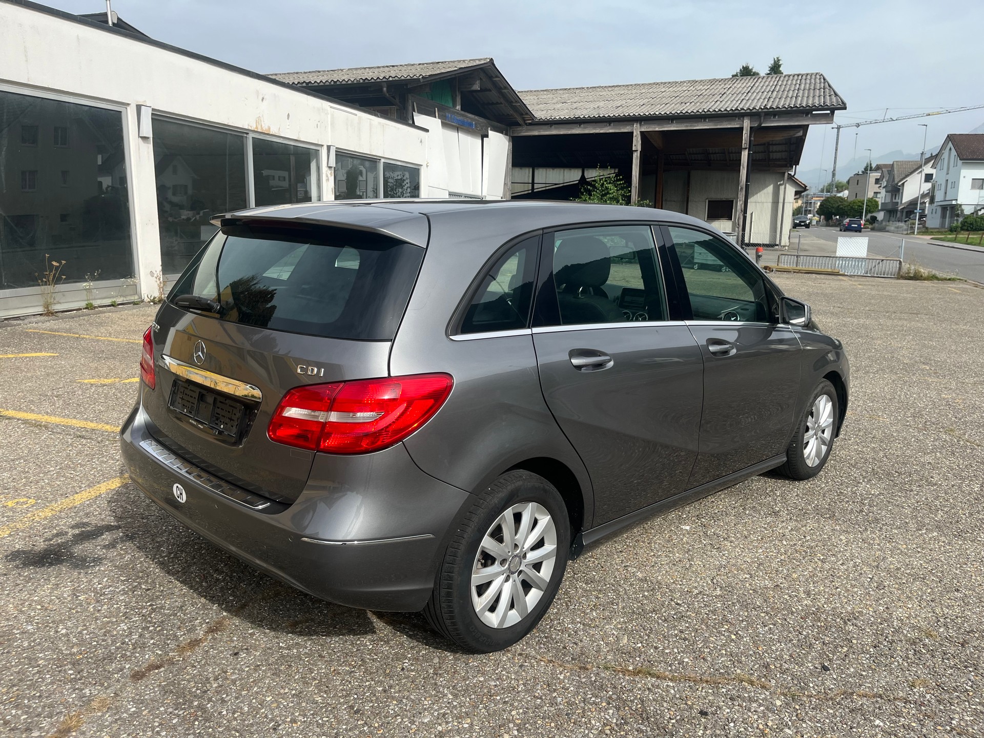 MERCEDES-BENZ B 200 CDI 7G-DCT-image-3