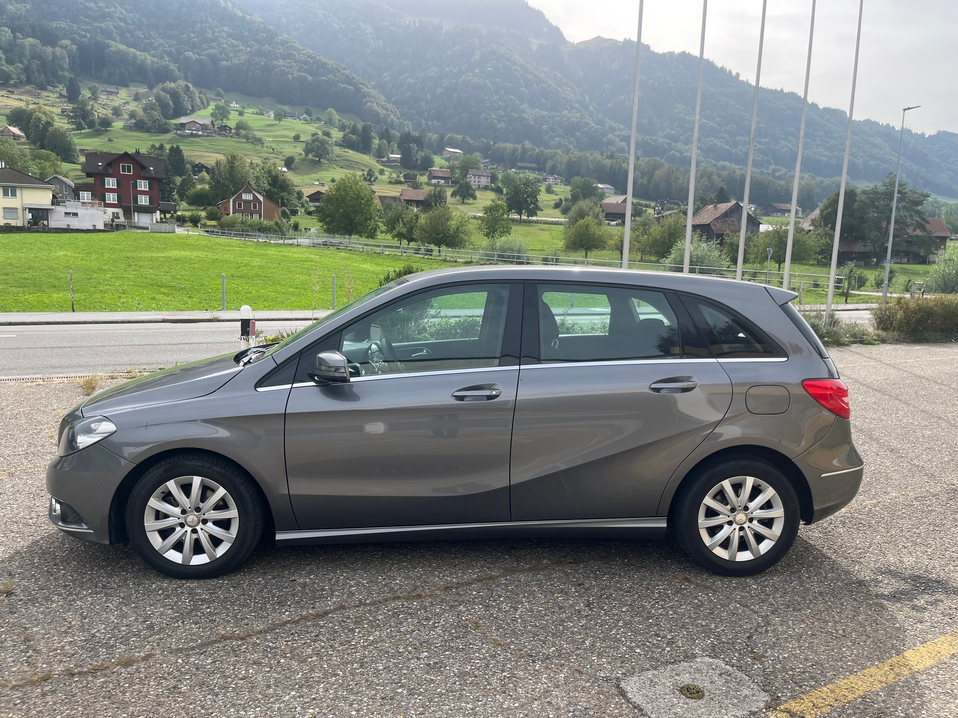 MERCEDES-BENZ B 200 CDI 7G-DCT-image-4