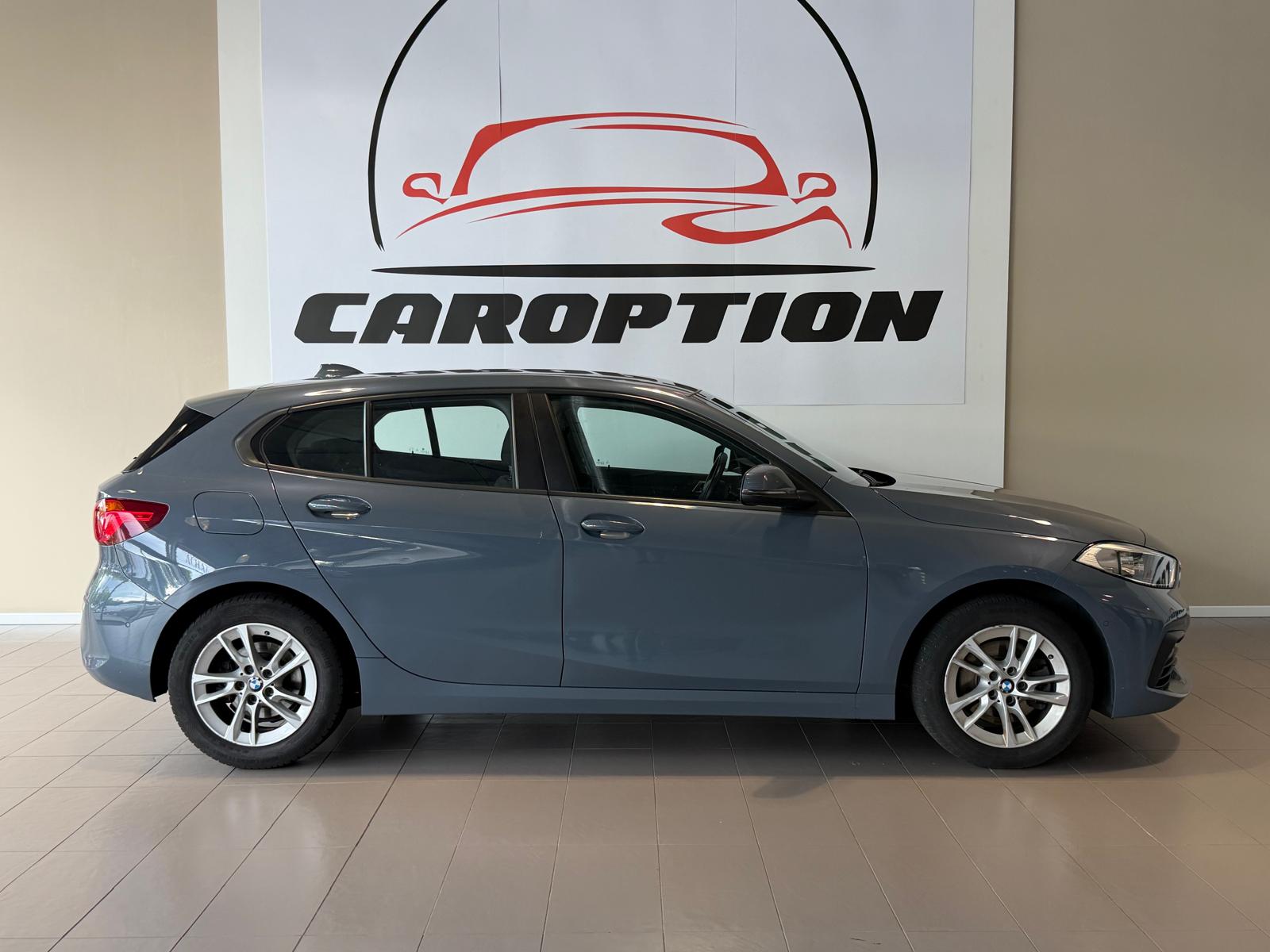 BMW 118i Steptronic Sport Line-image-3