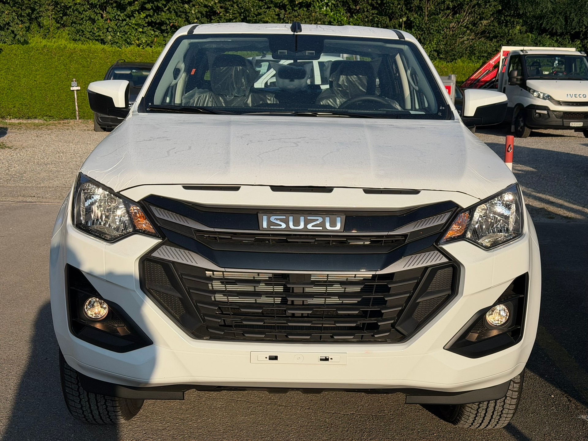 ISUZU D-MAX 2,2 Space Evolution AT 4x4-image-4