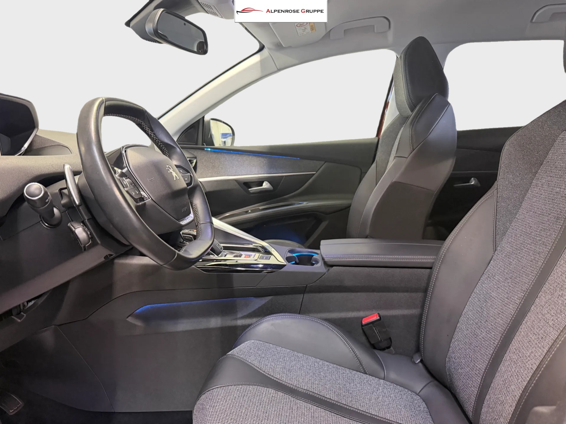 PEUGEOT 3008 1.6 THP Allure EAT-image-11