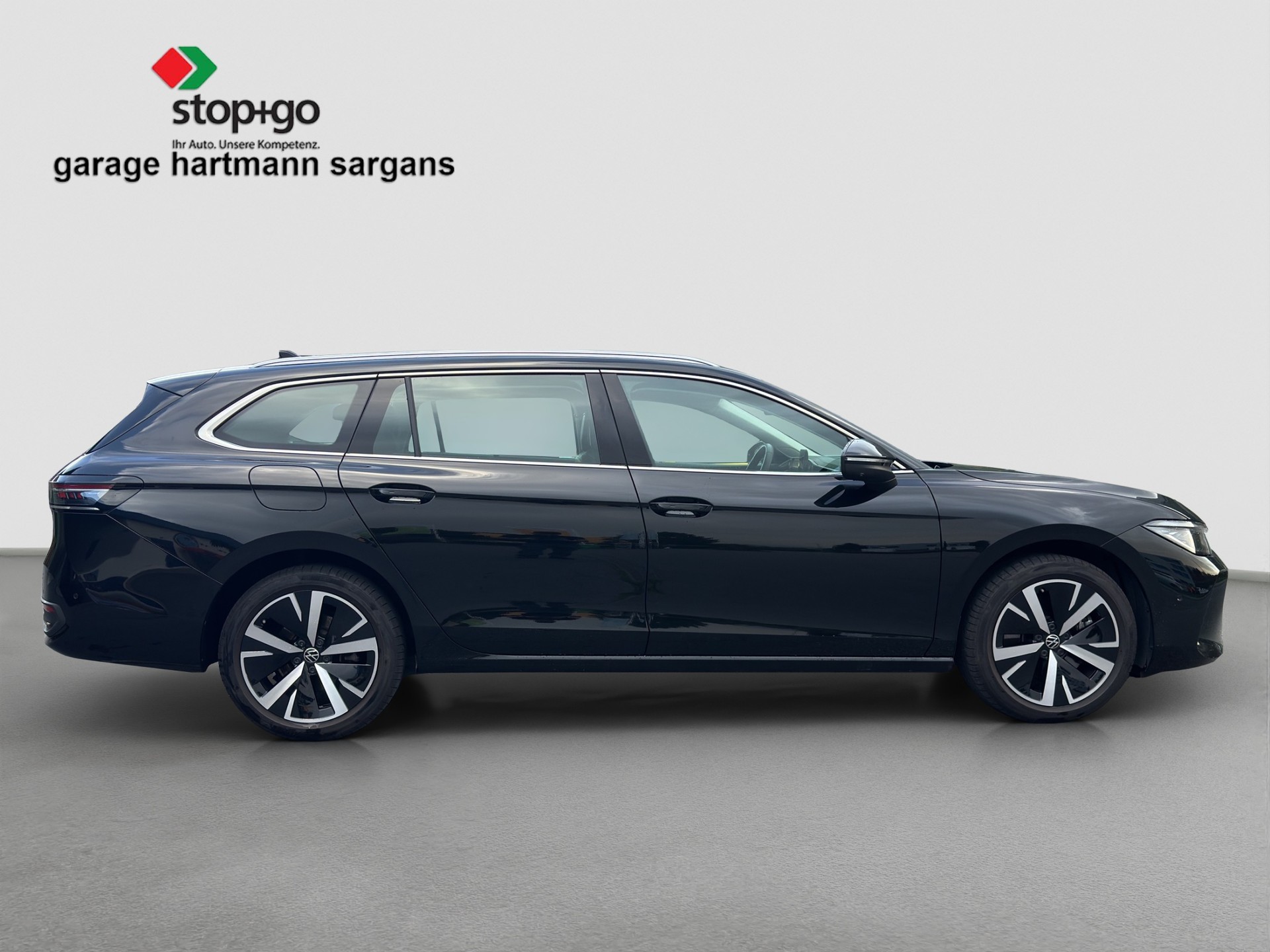 VW Passat Variant 2.0 TDI evo Business 4 Motion DSG-image-4