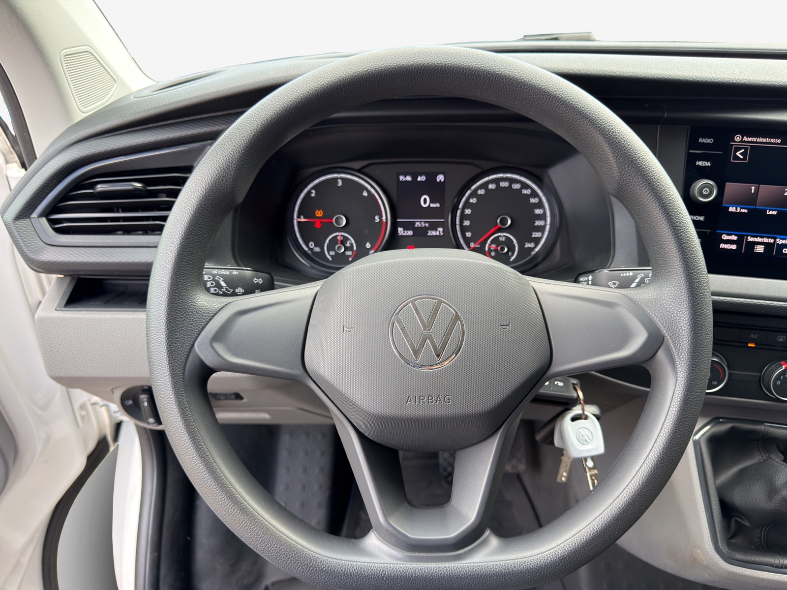 VW T6.1 2.0 TDI-image-9