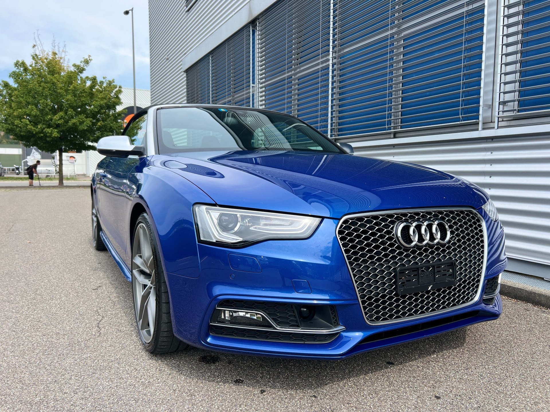 AUDI S5 Cabriolet 3.0 V6 TFSI quattro S-Tronic RS Edition-image-1