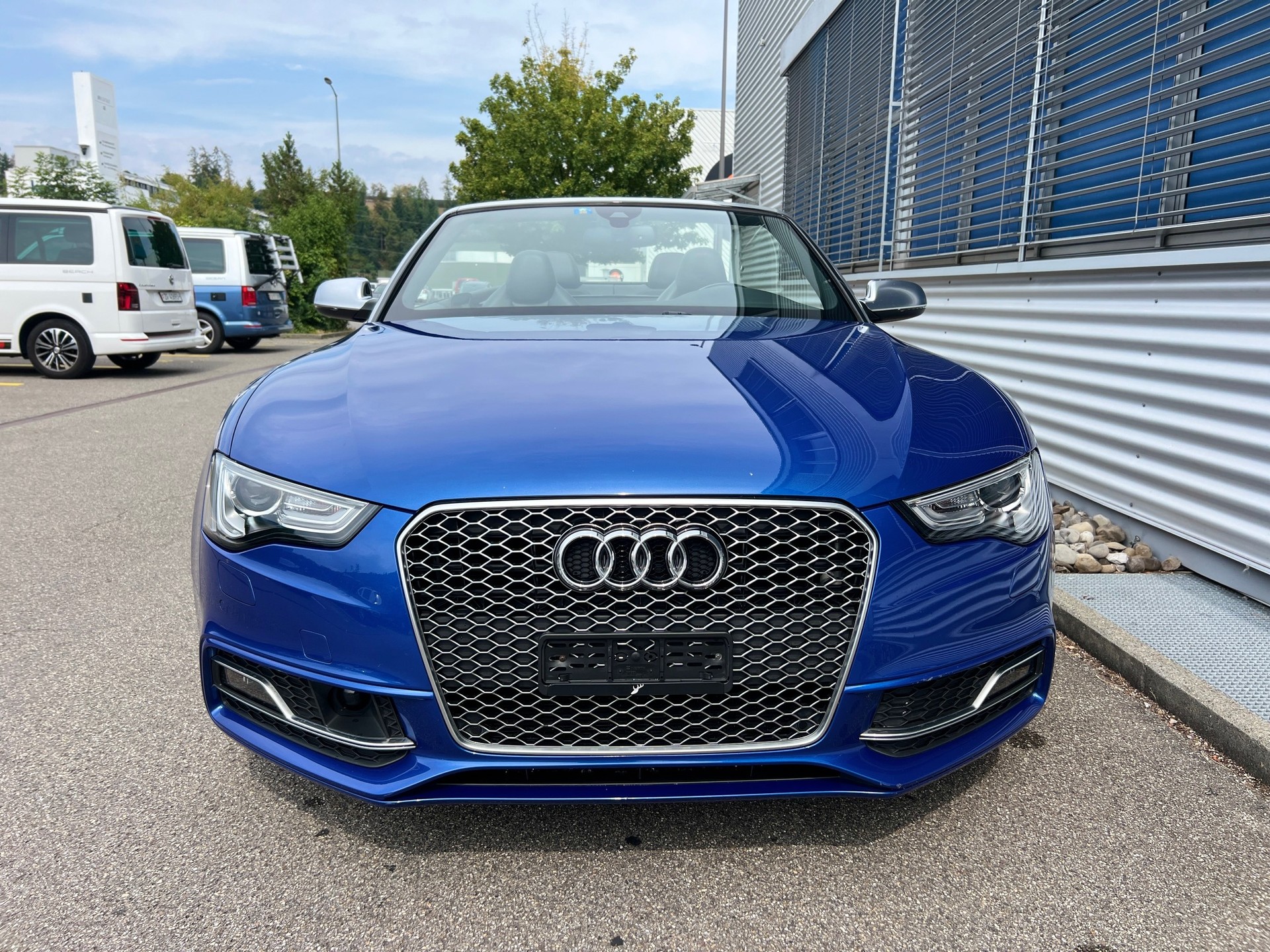 AUDI S5 Cabriolet 3.0 V6 TFSI quattro S-Tronic RS Edition-image-2