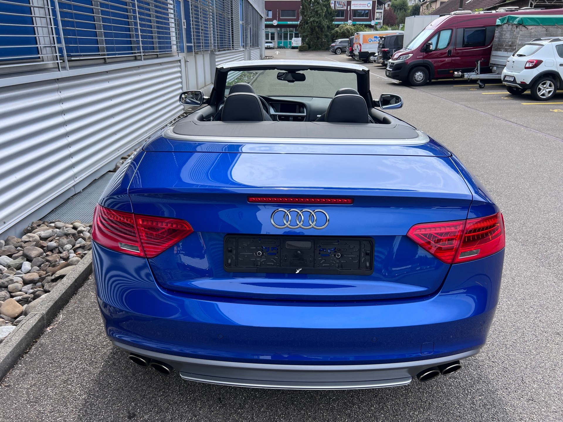 AUDI S5 Cabriolet 3.0 V6 TFSI quattro S-Tronic RS Edition-image-4
