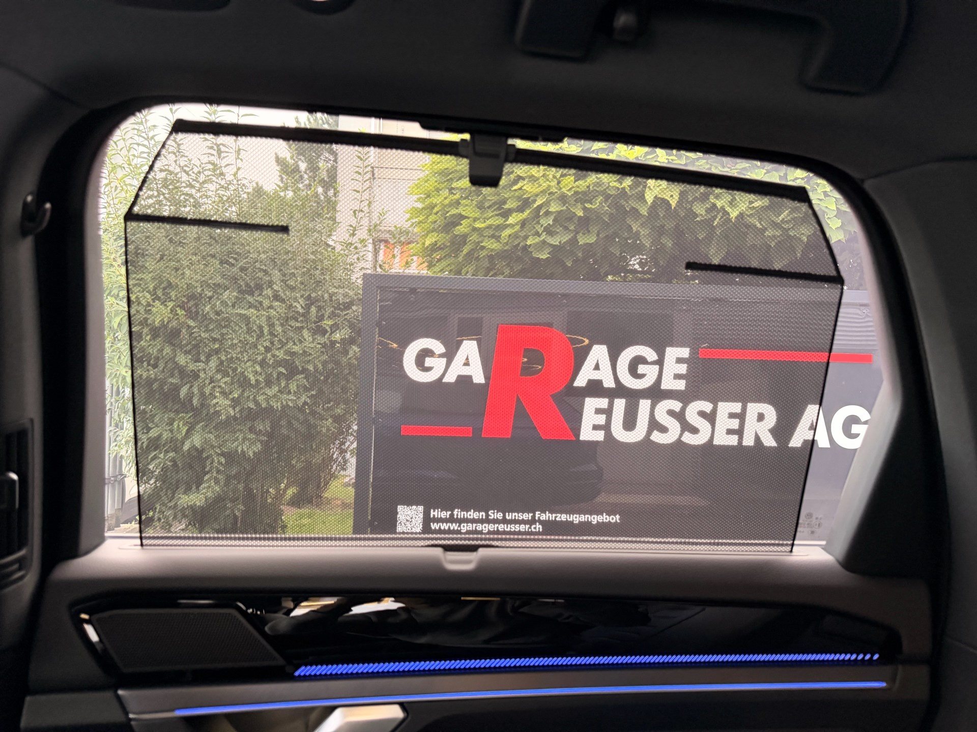 VW Touareg R 3.0 TSI eHYBRID 462 PS 4MOTION-image-25