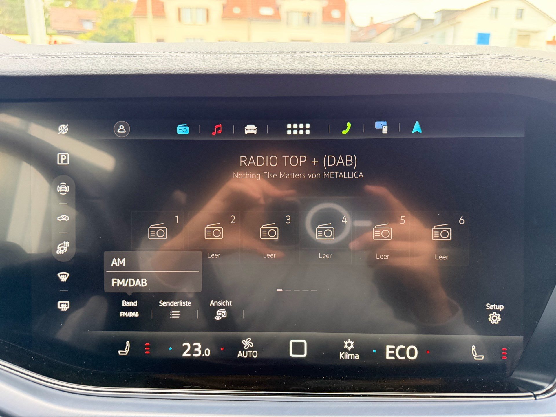VW Touareg R 3.0 TSI eHYBRID 462 PS 4MOTION-image-16