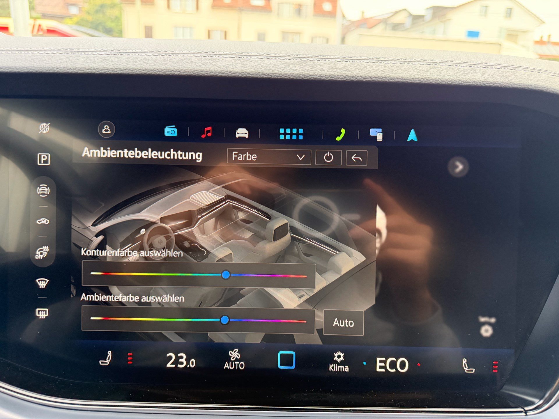 VW Touareg R 3.0 TSI eHYBRID 462 PS 4MOTION-image-18