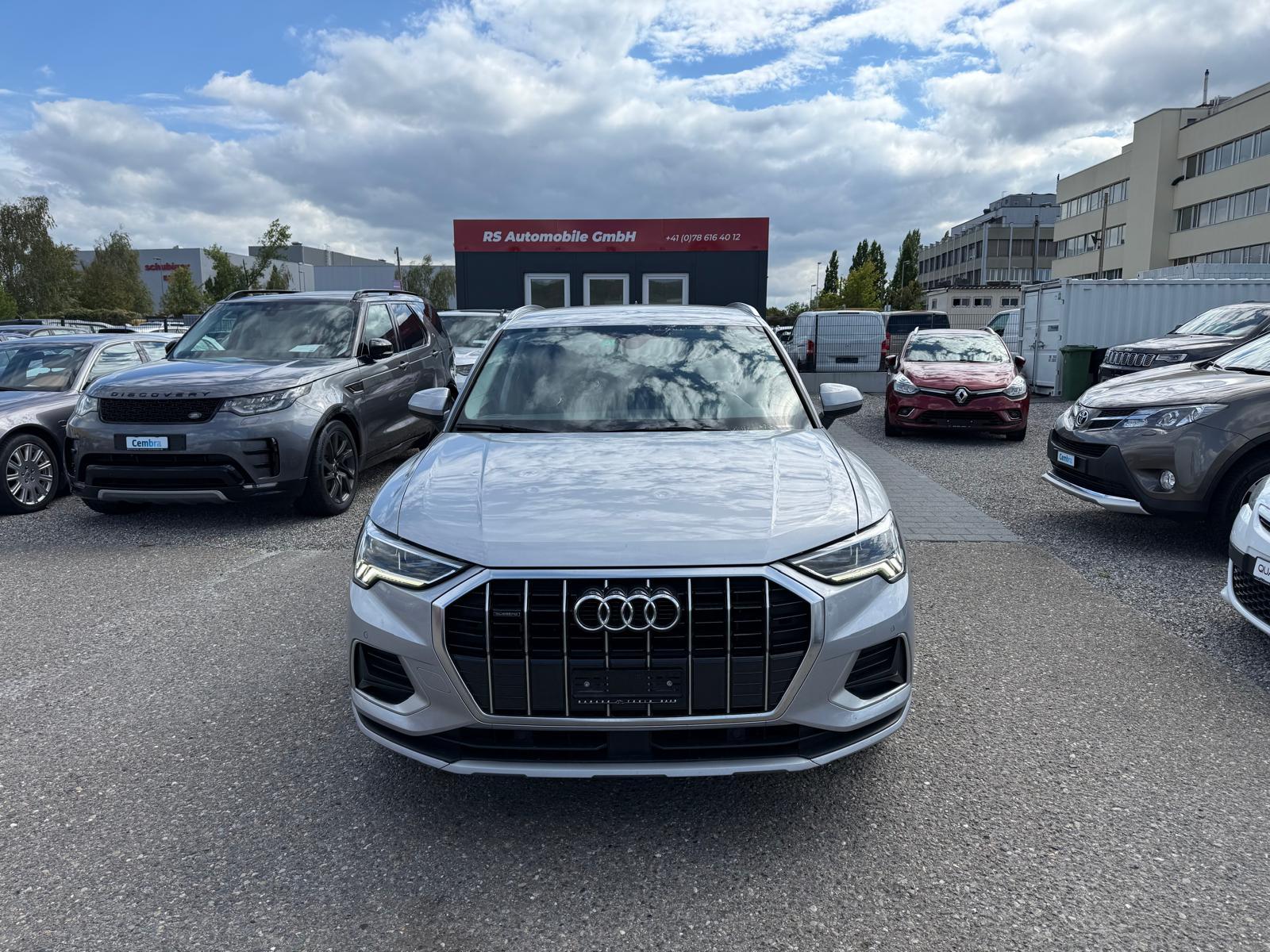 AUDI Q3 2.0 40 TFSI S line quattro S-Tronic-showroom-element-1