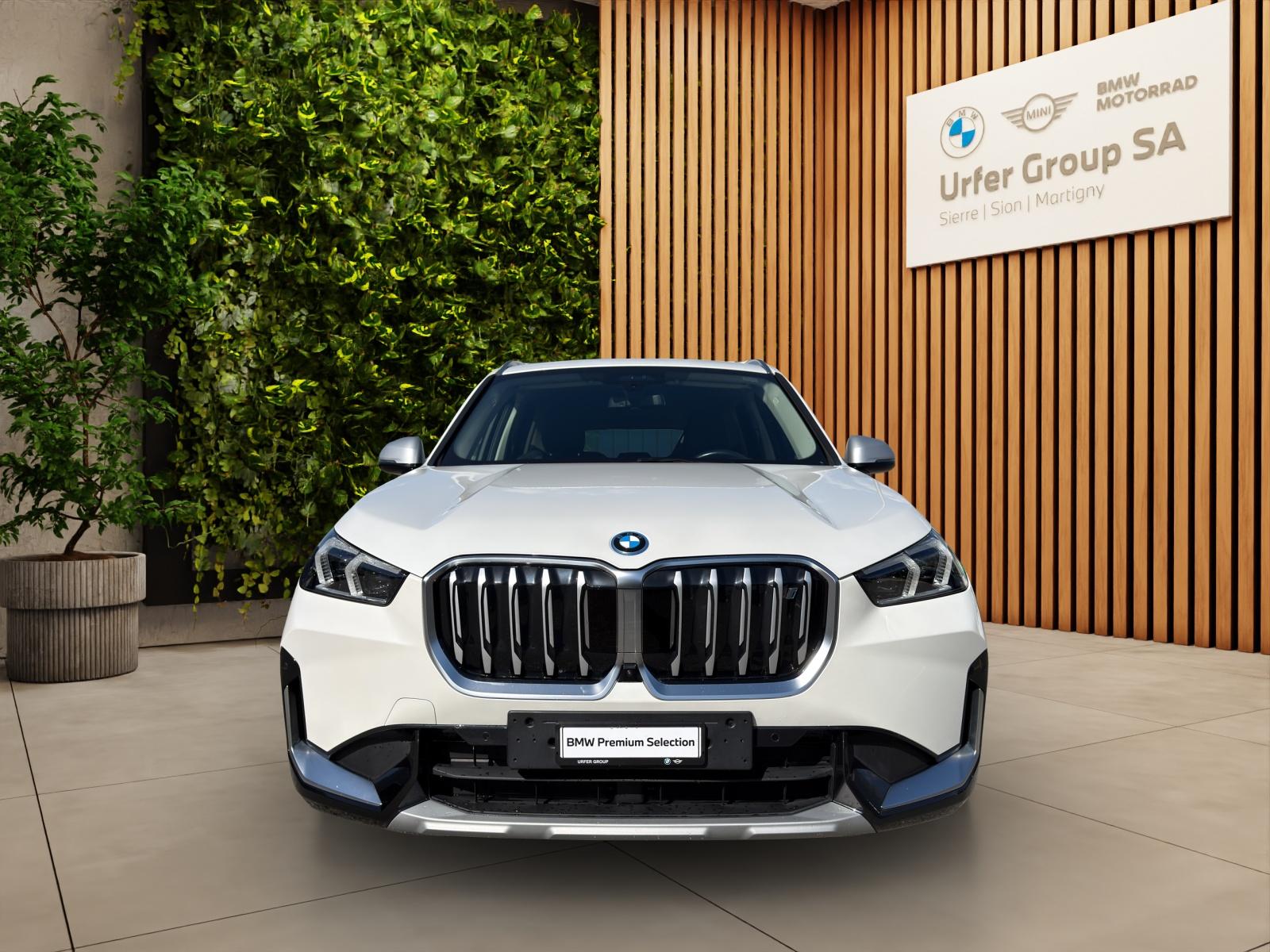 BMW iX1 xDrive 30 X-Line (CH) 🔋-image-8